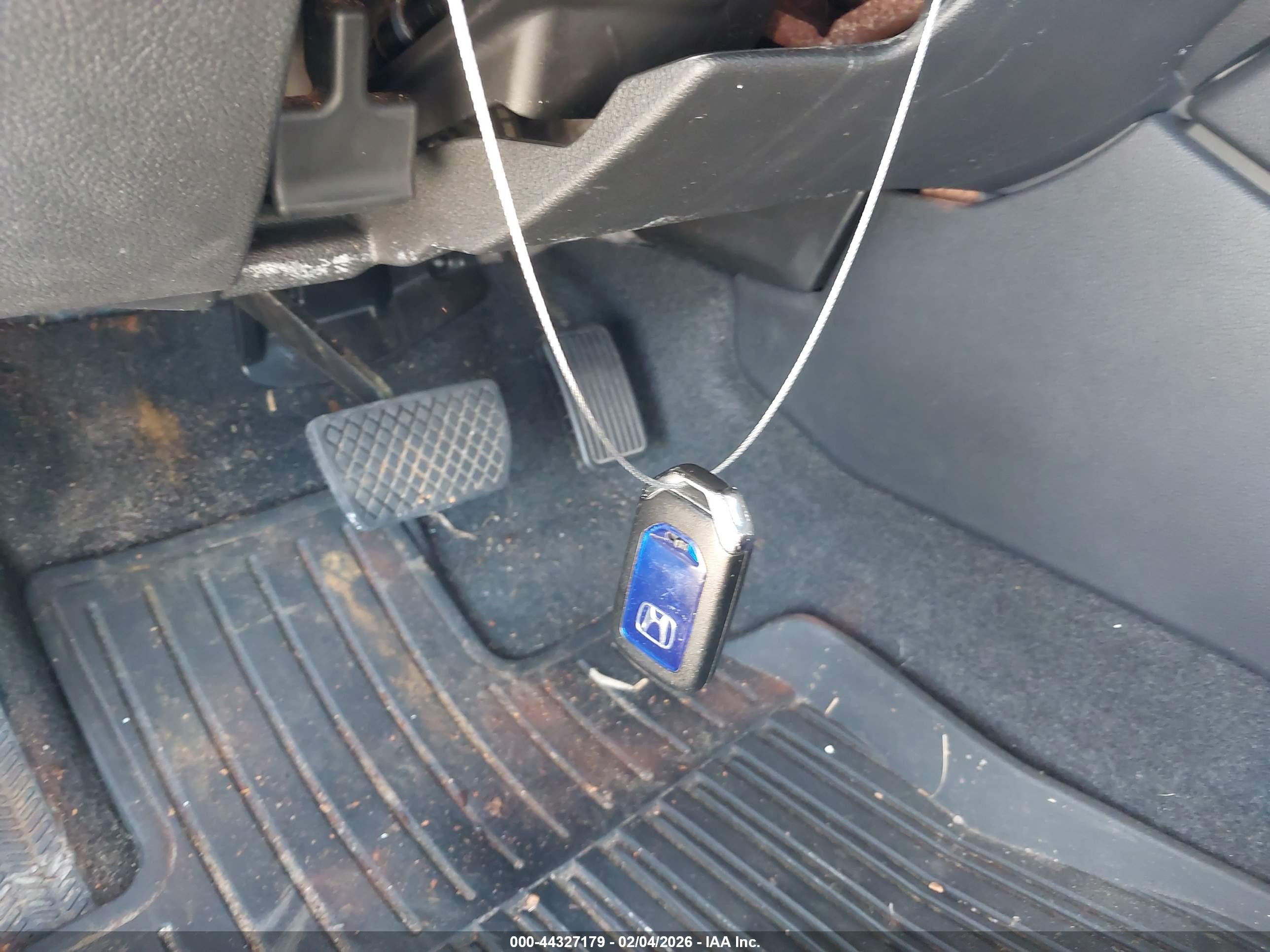 HONDA INSIGHT image 11