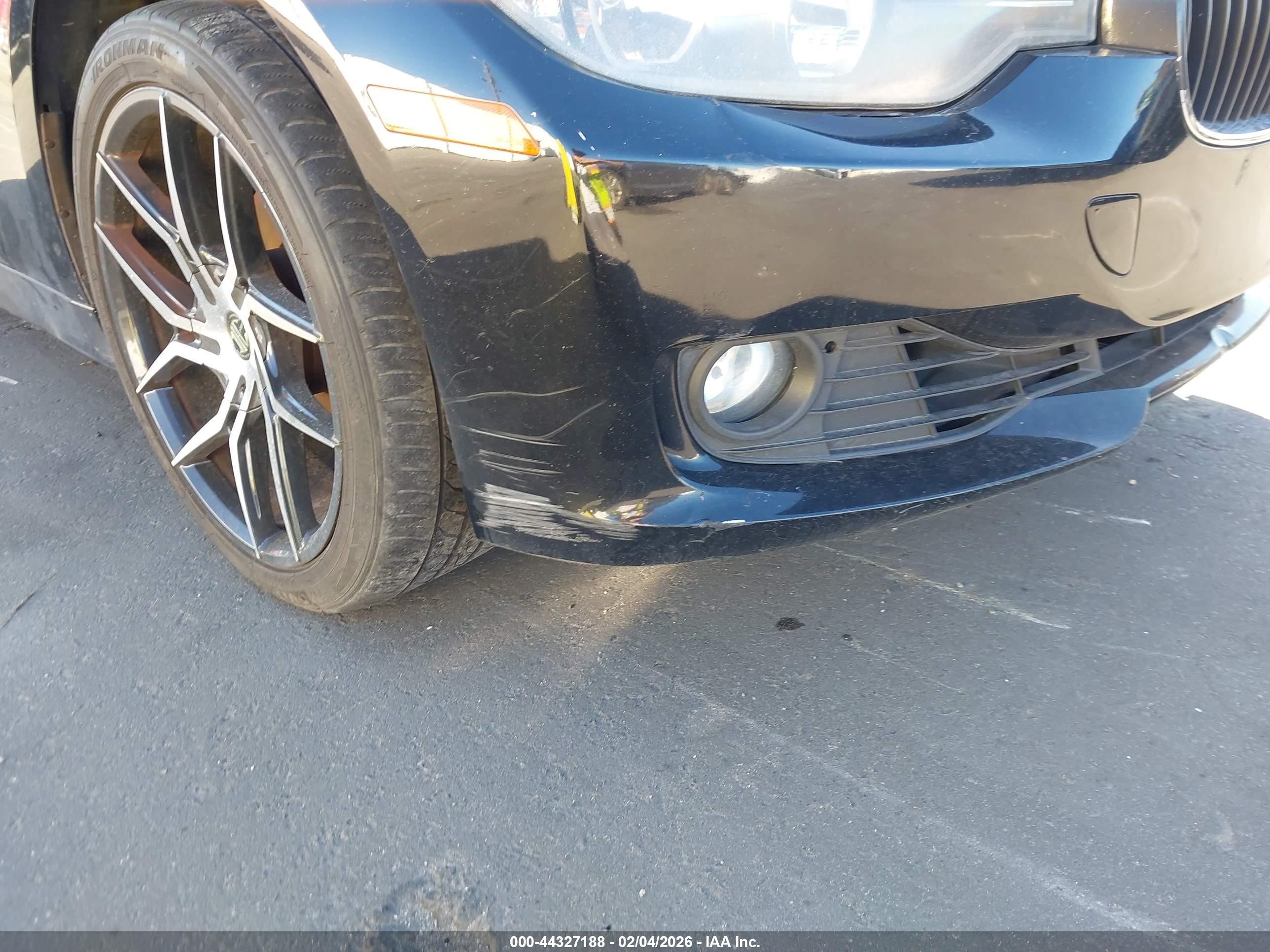 BMW 328I image 6