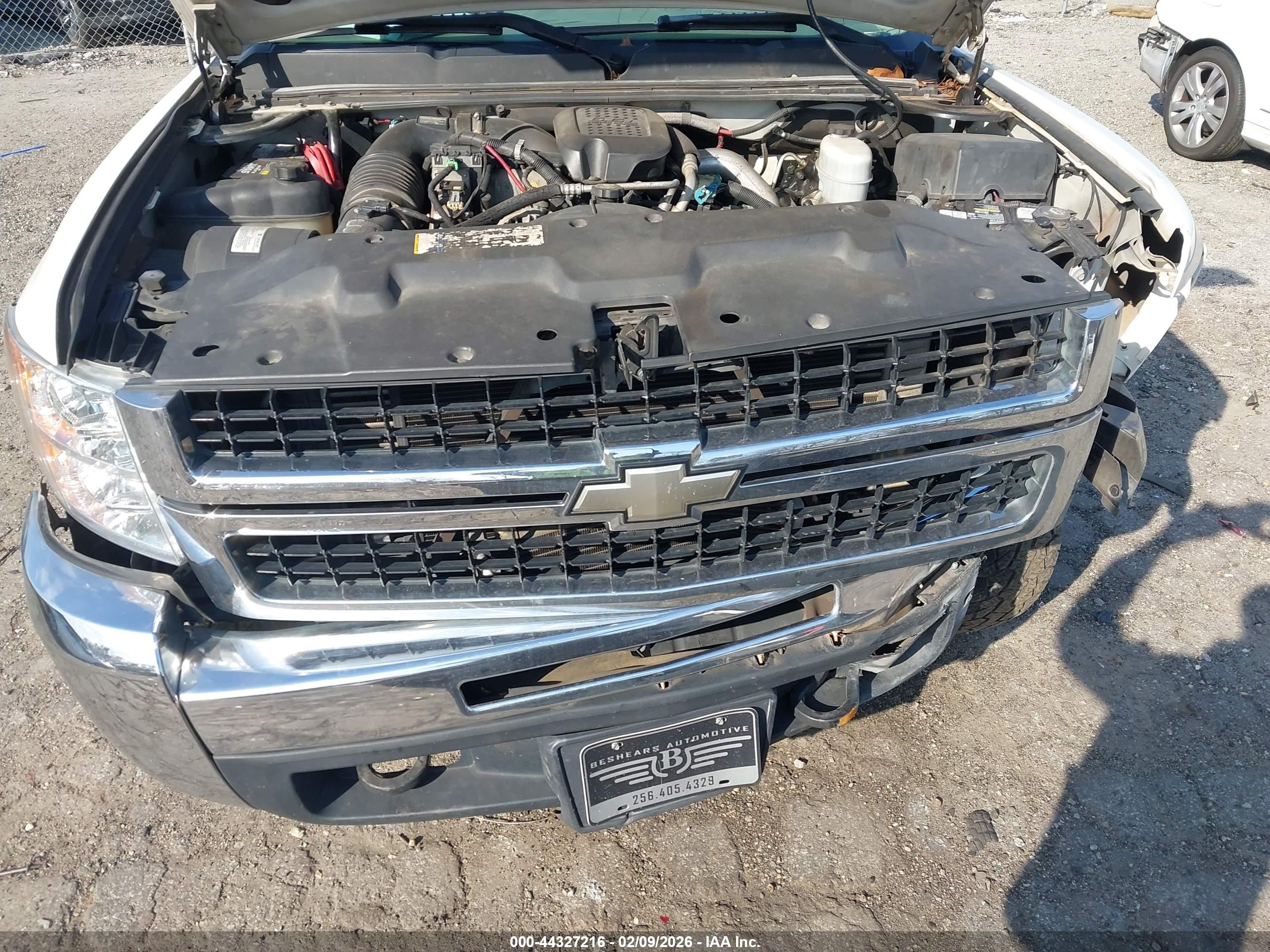 CHEVROLET SILVERADO image 10