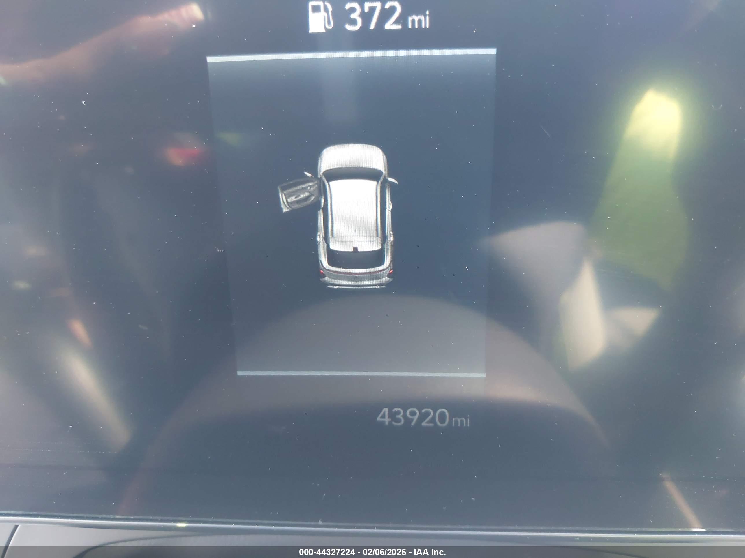 HYUNDAI KONA image 7