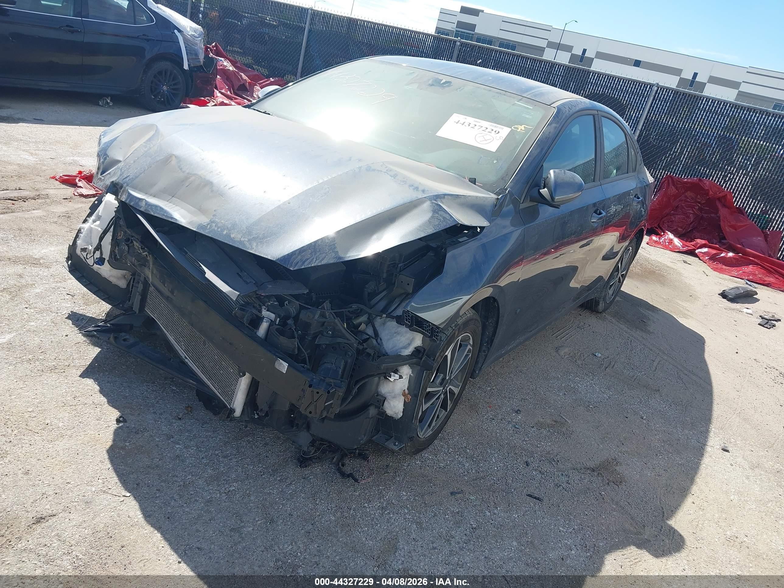 KIA FORTE image 2