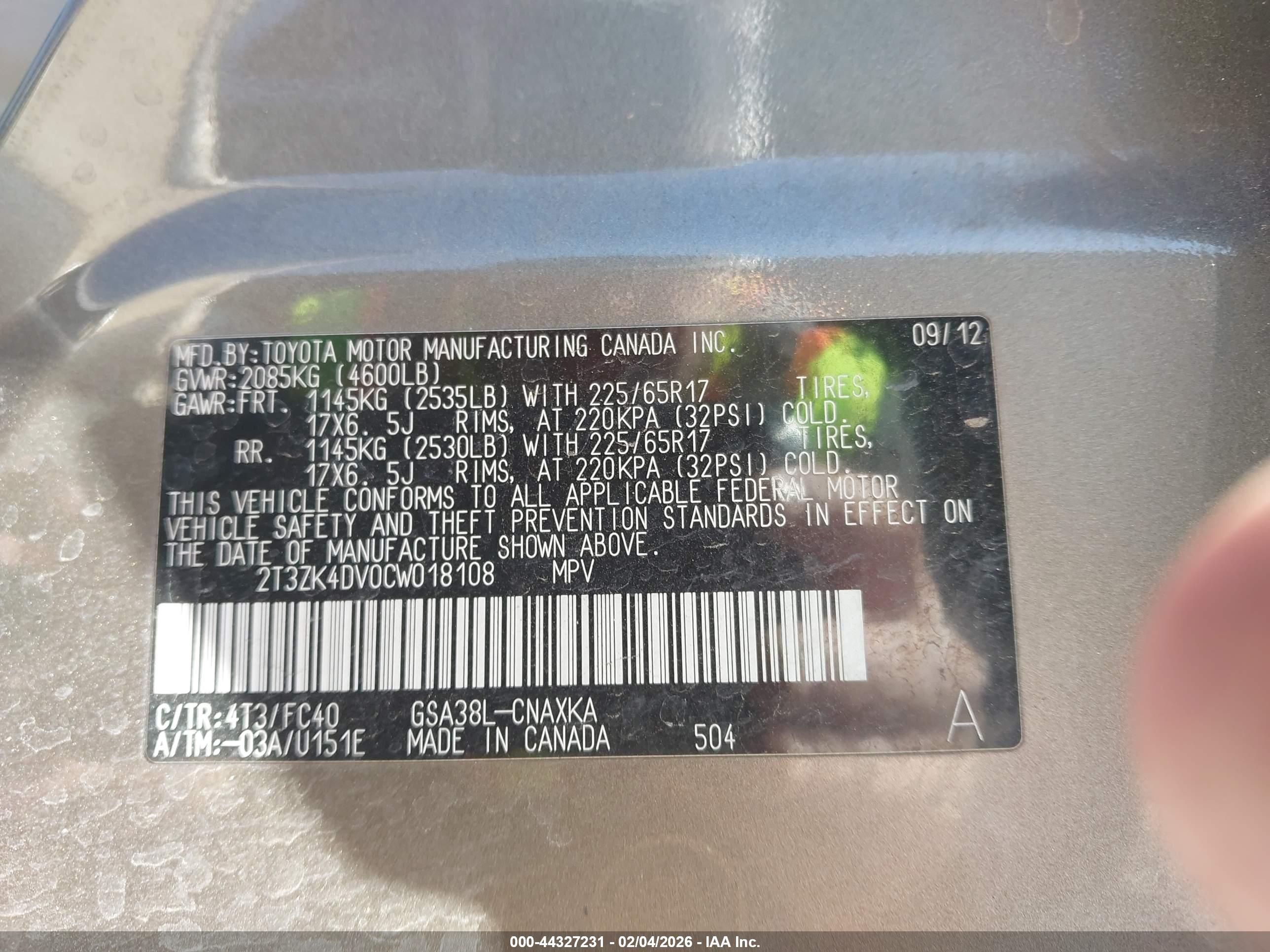 TOYOTA RAV4 image 9