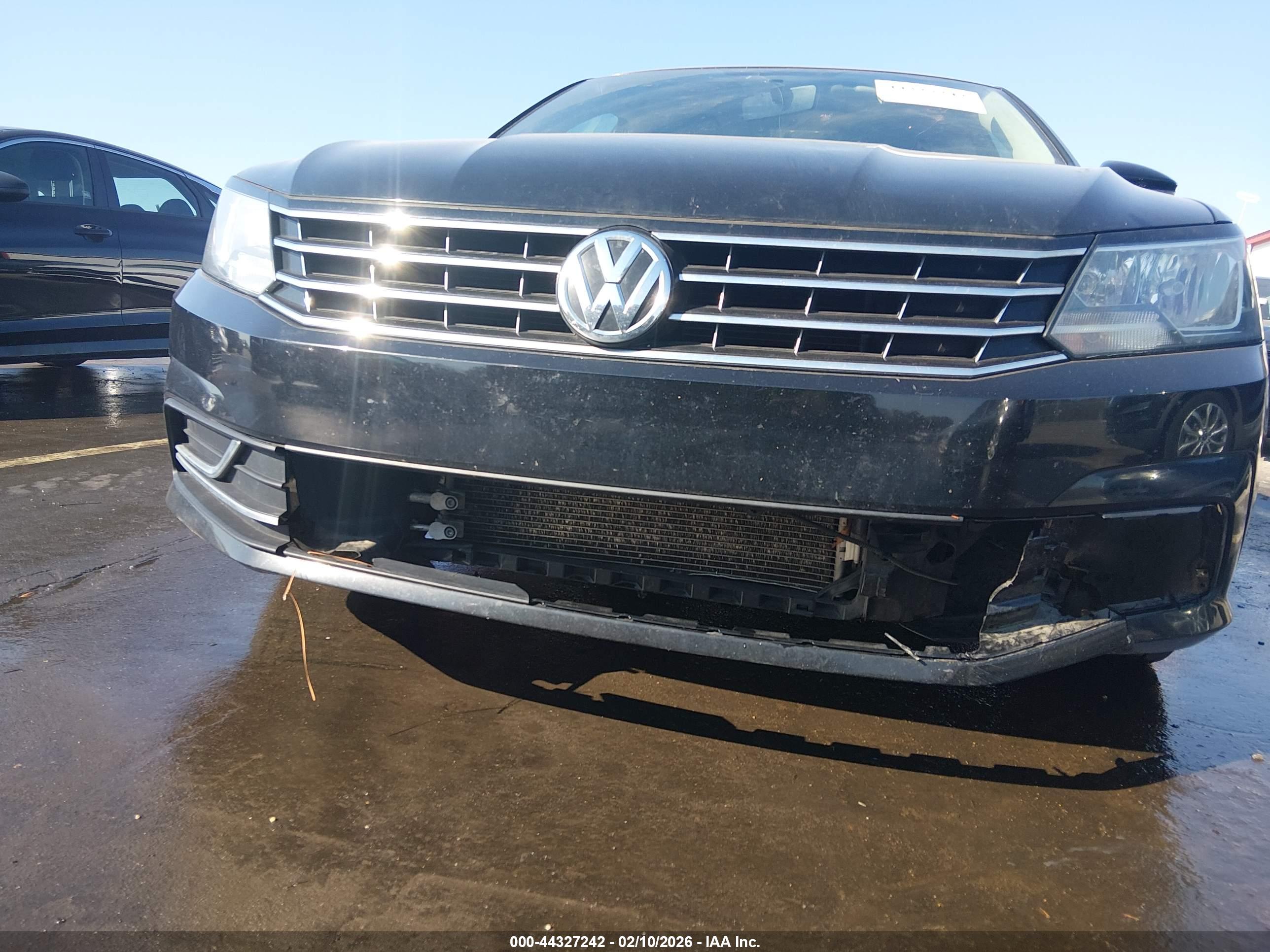 VOLKSWAGEN PASSAT image 6