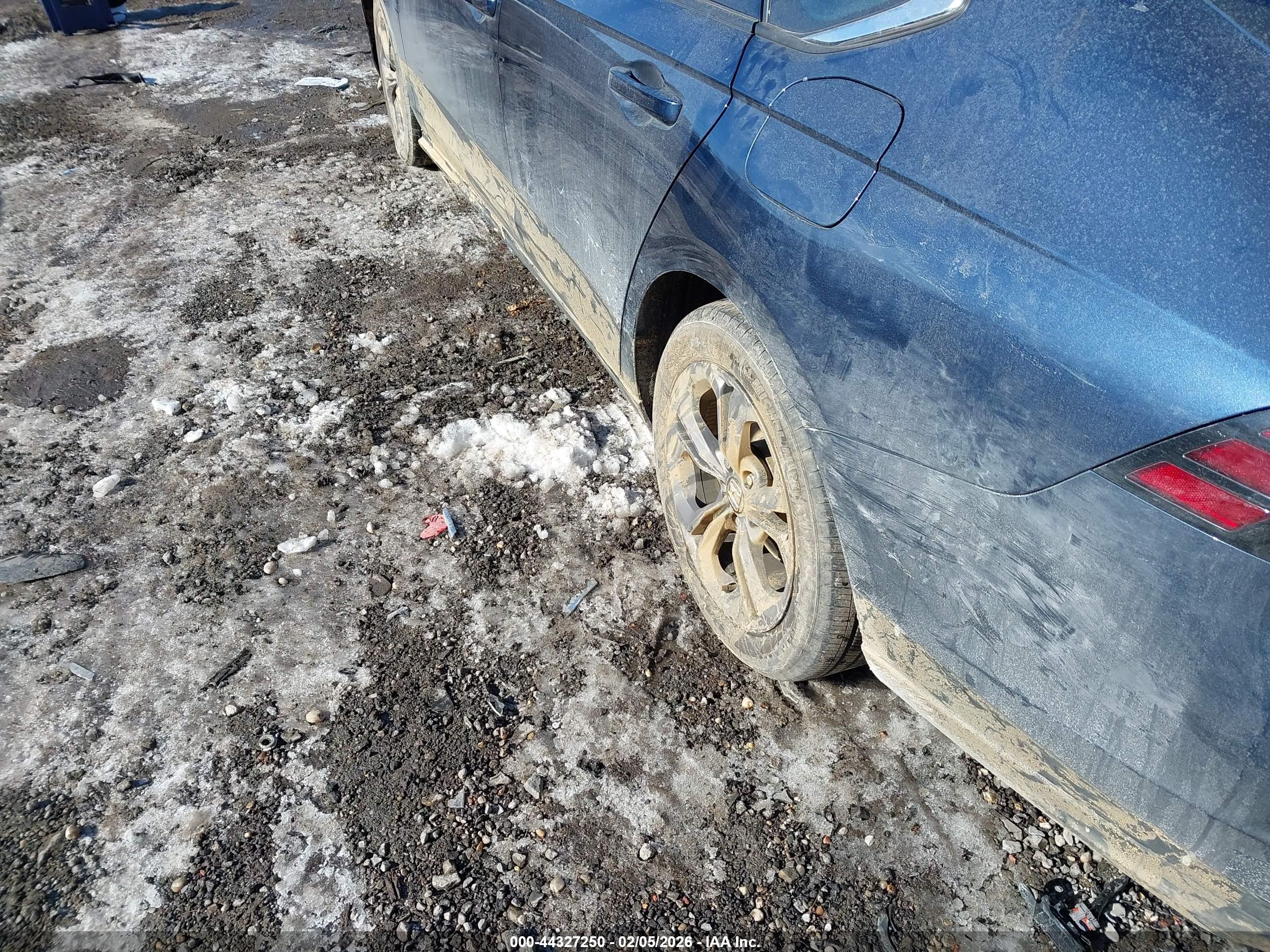 HONDA ACCORD image 6