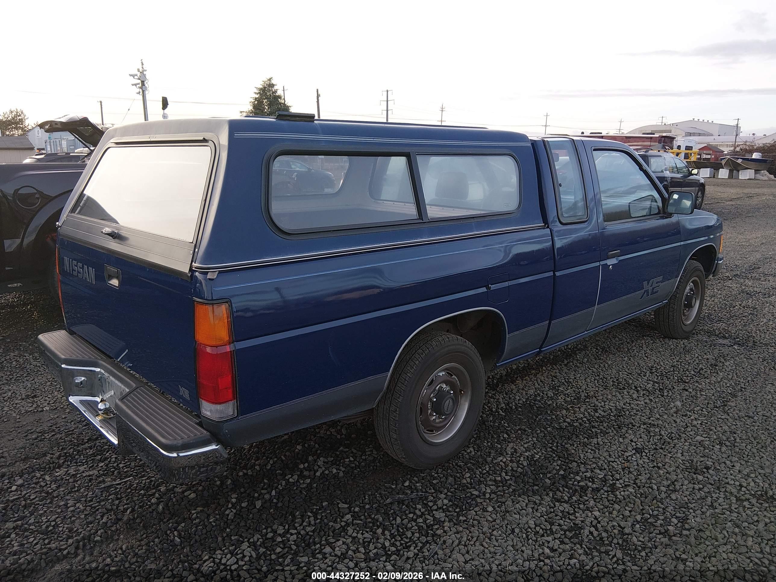 NISSAN D21 image 4