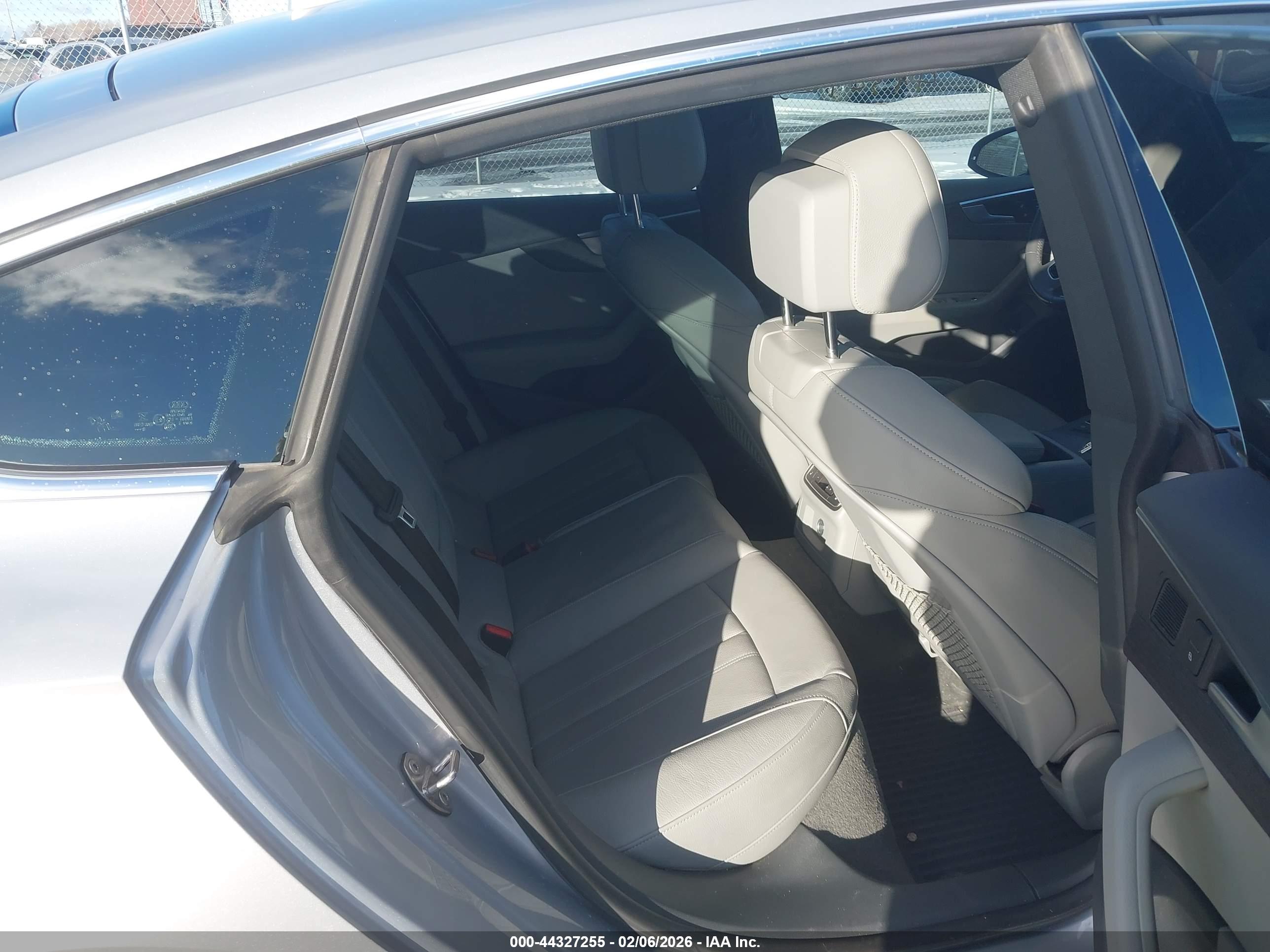 AUDI A5 image 8