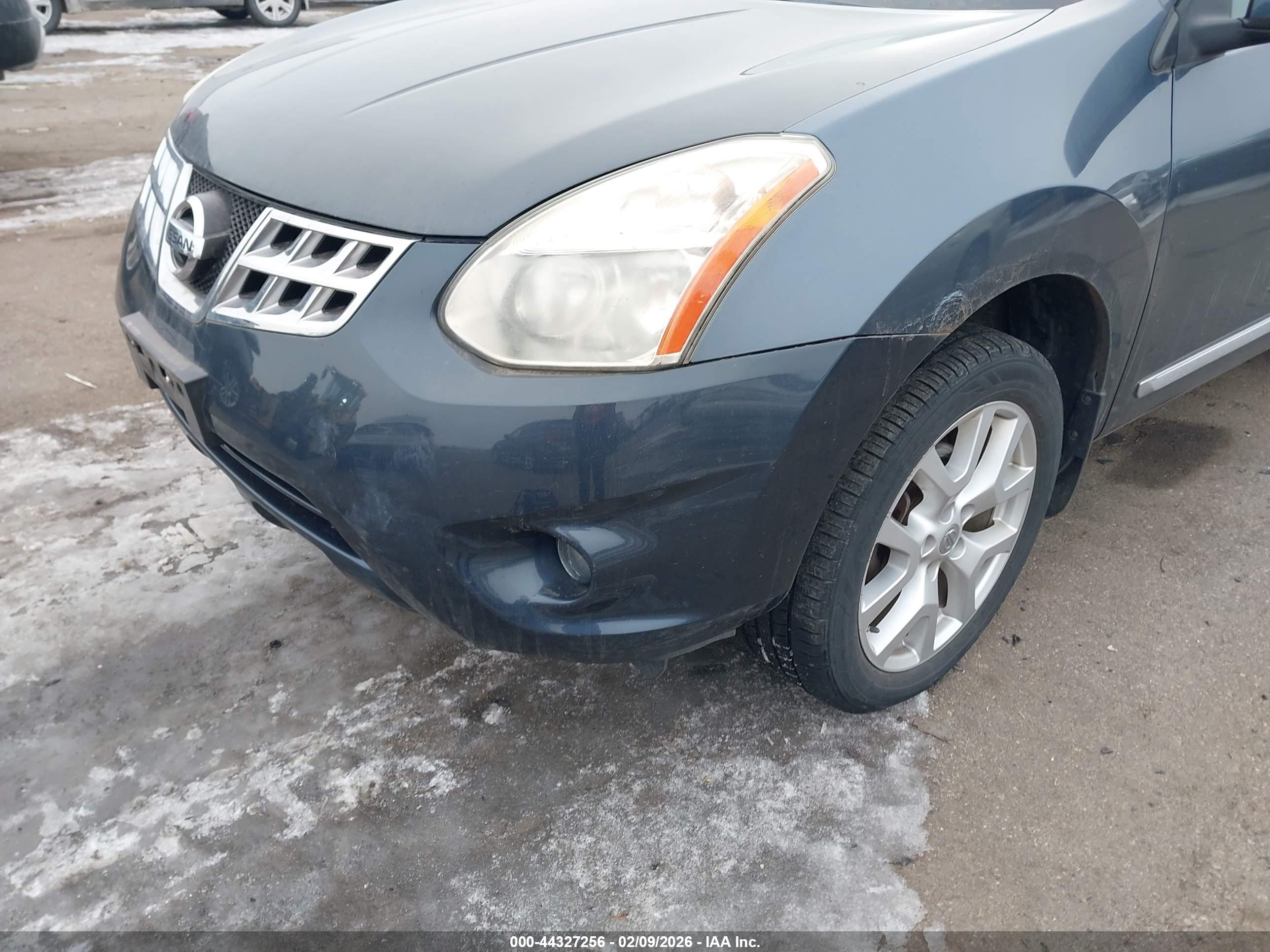 NISSAN ROGUE image 6