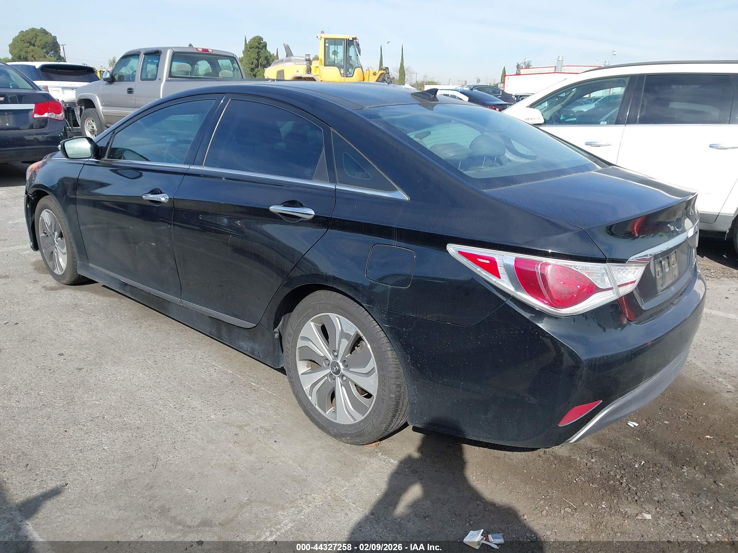 HYUNDAI SONATA image 3