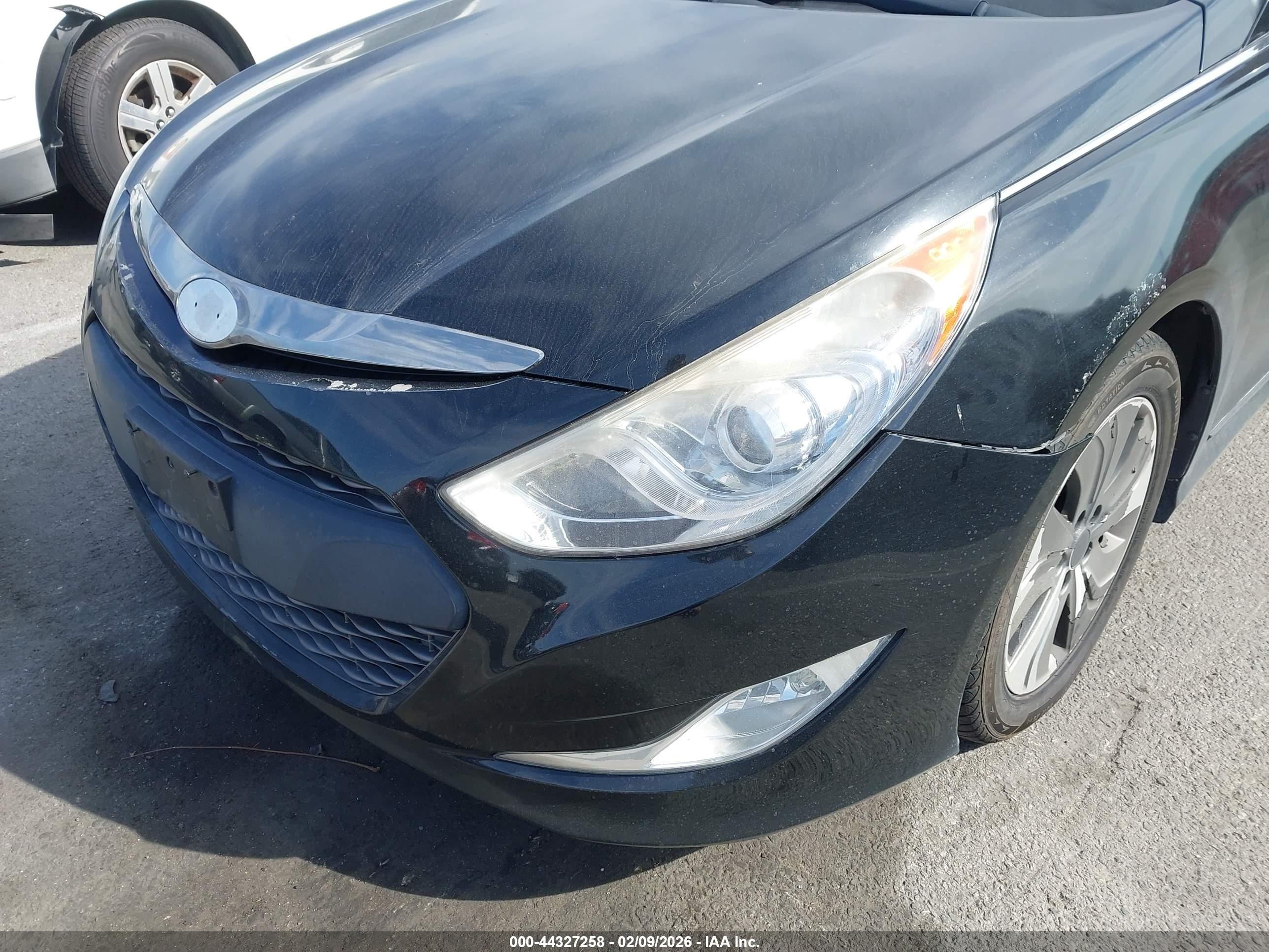 HYUNDAI SONATA image 6