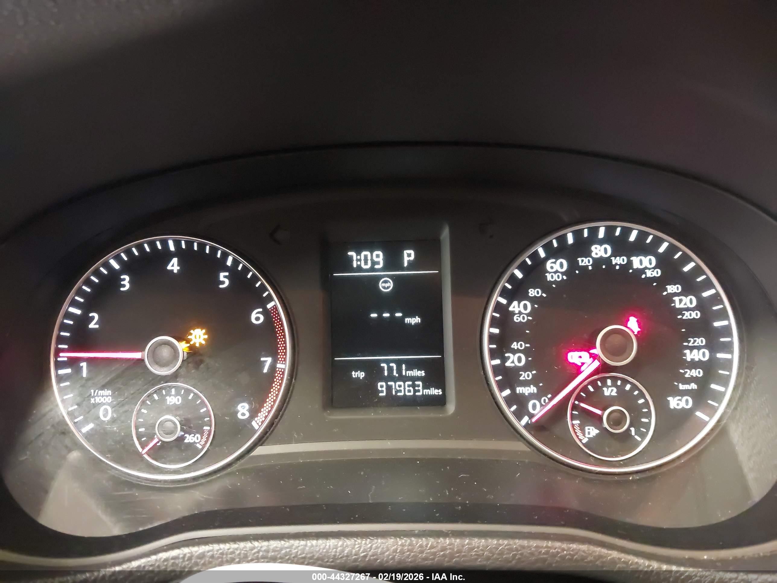 VOLKSWAGEN PASSAT image 7