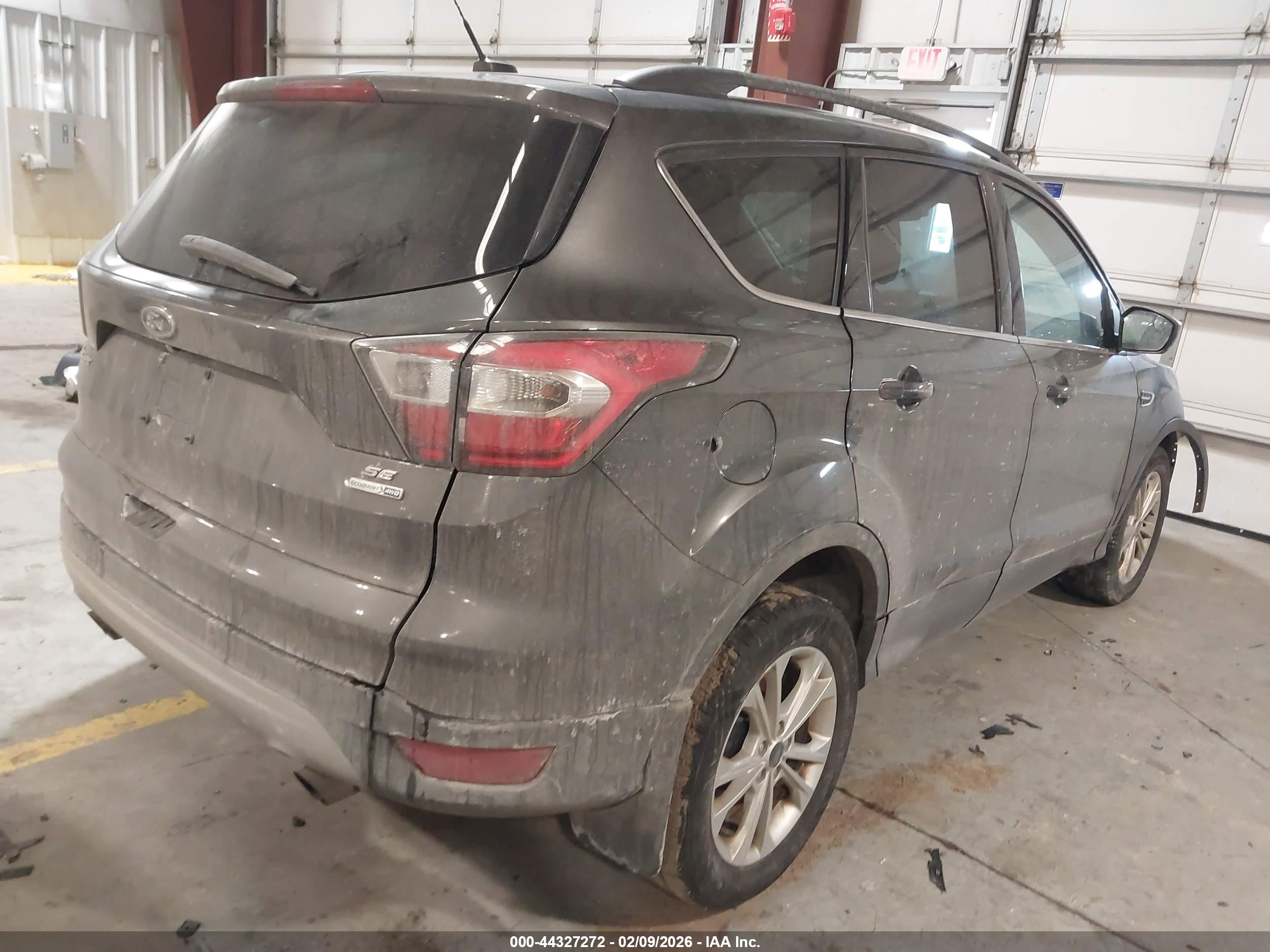 FORD ESCAPE image 4