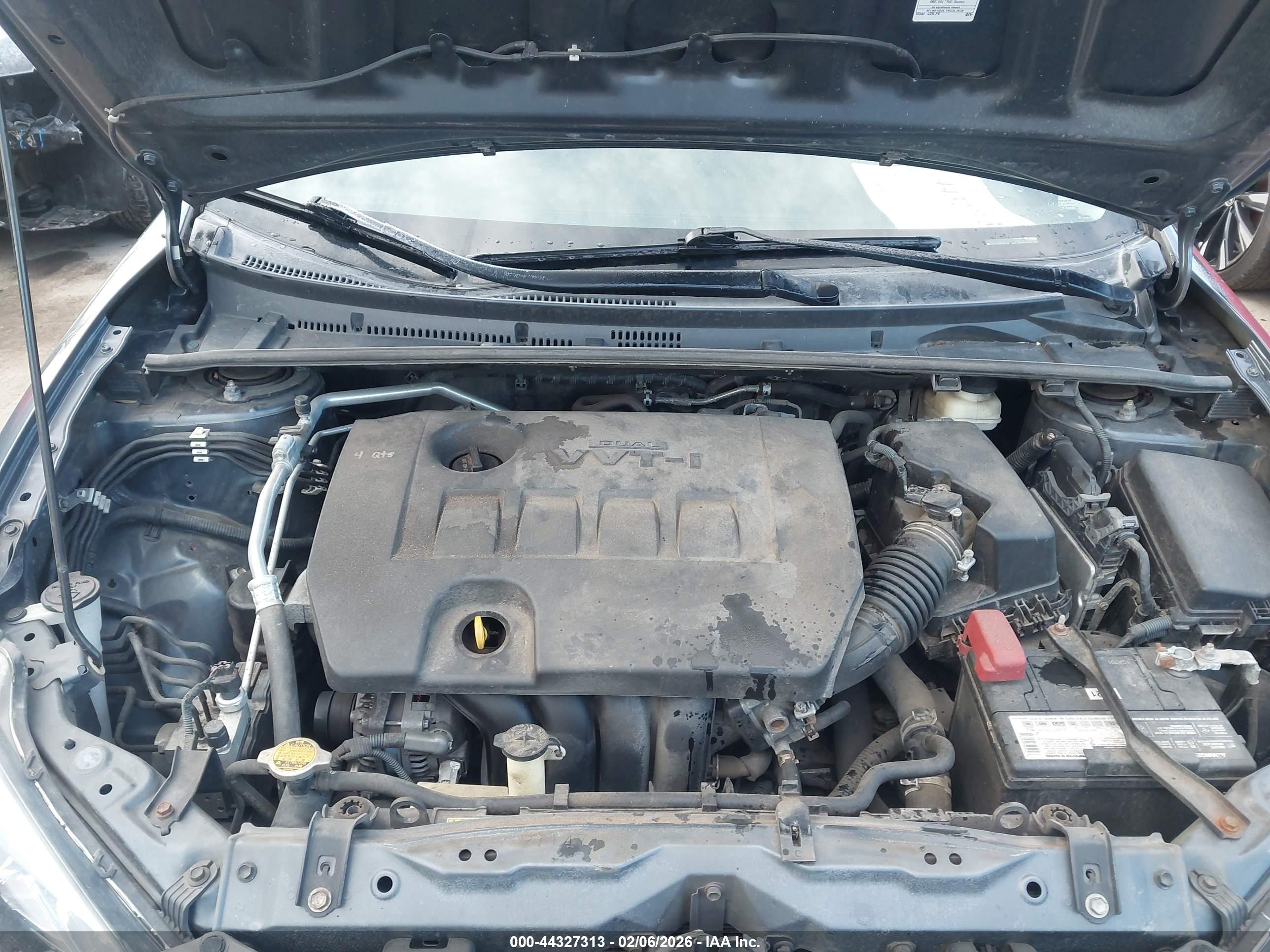 TOYOTA COROLLA image 10