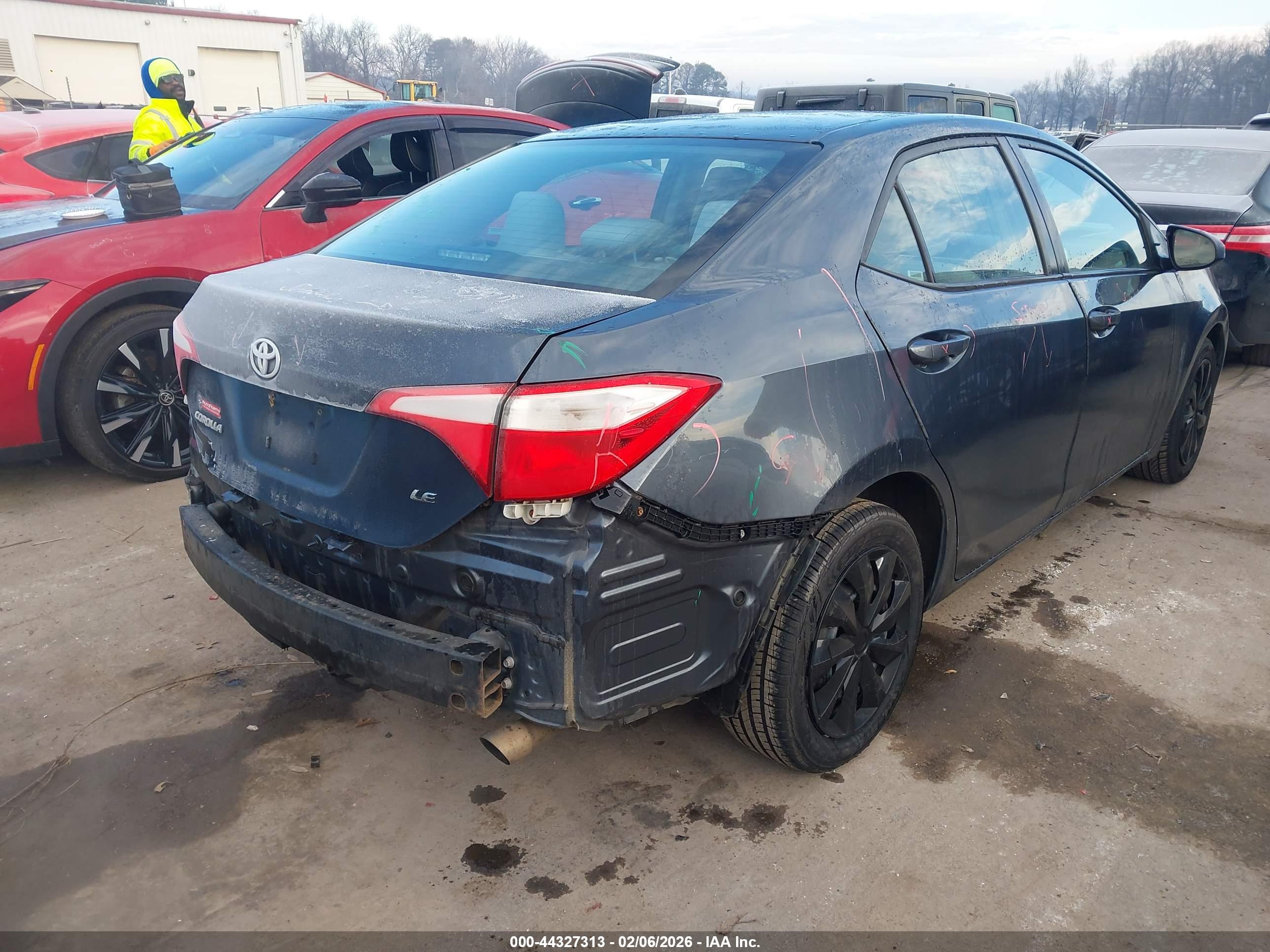 TOYOTA COROLLA image 4