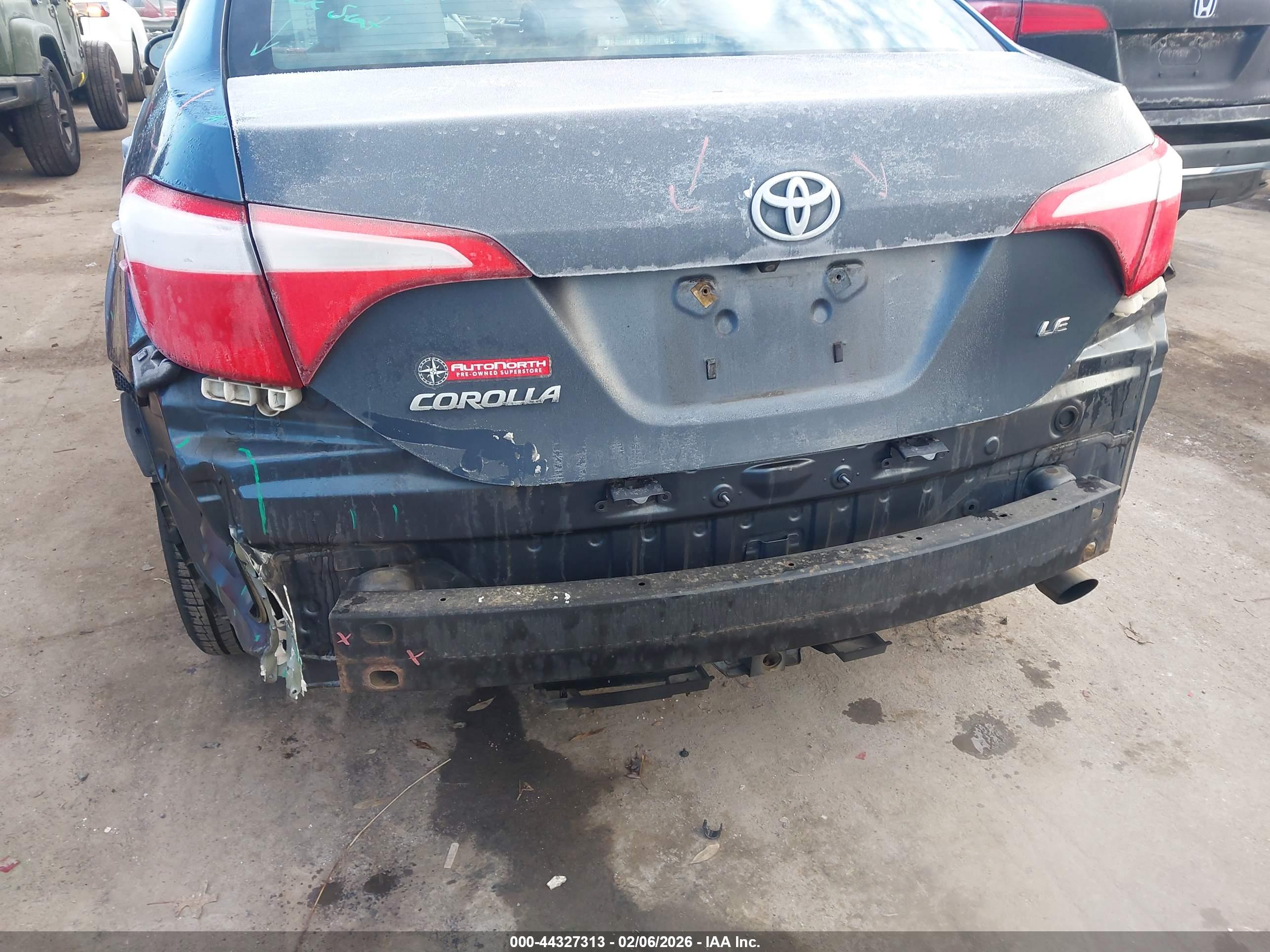 TOYOTA COROLLA image 6