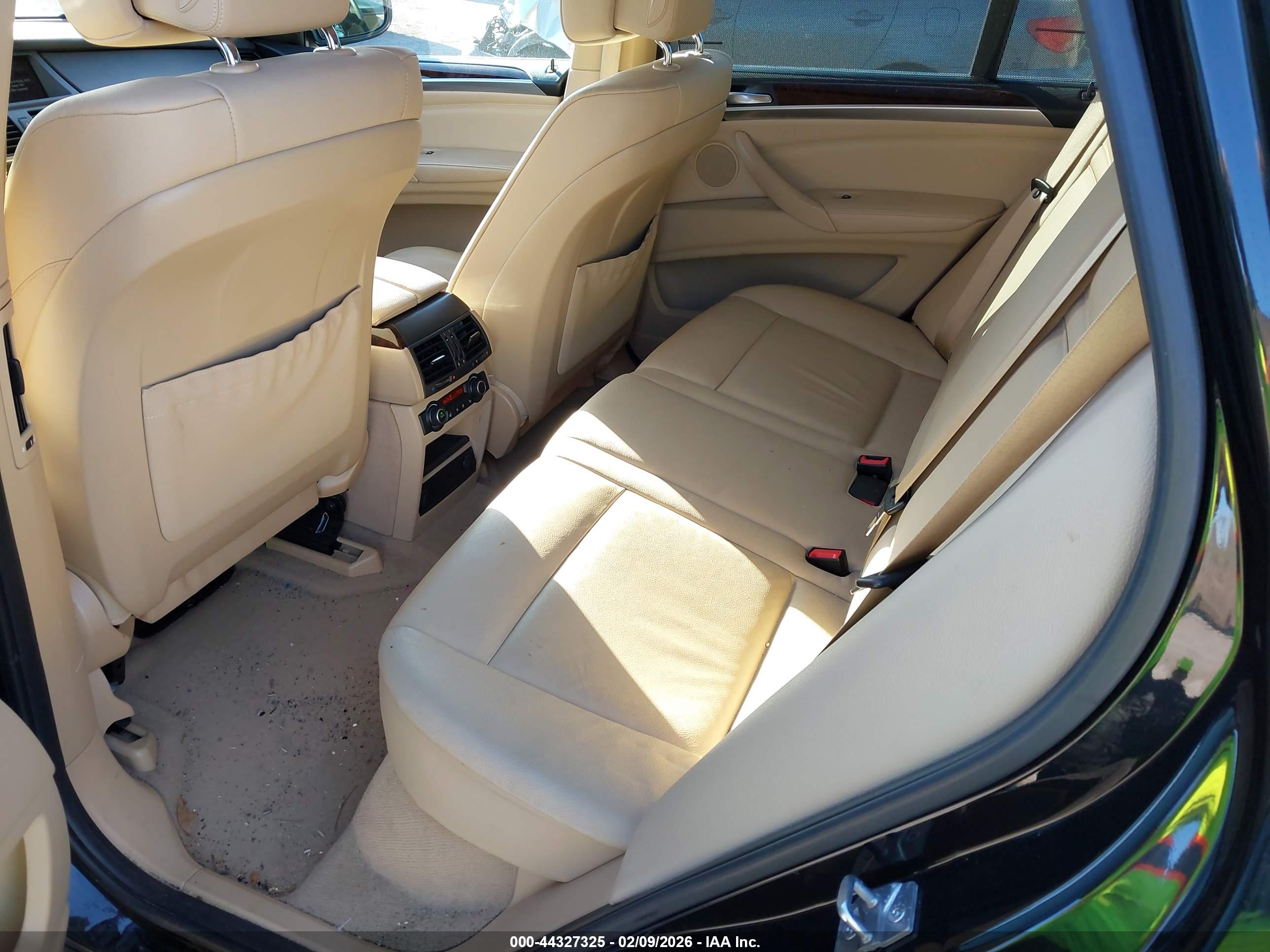 BMW X5 image 8