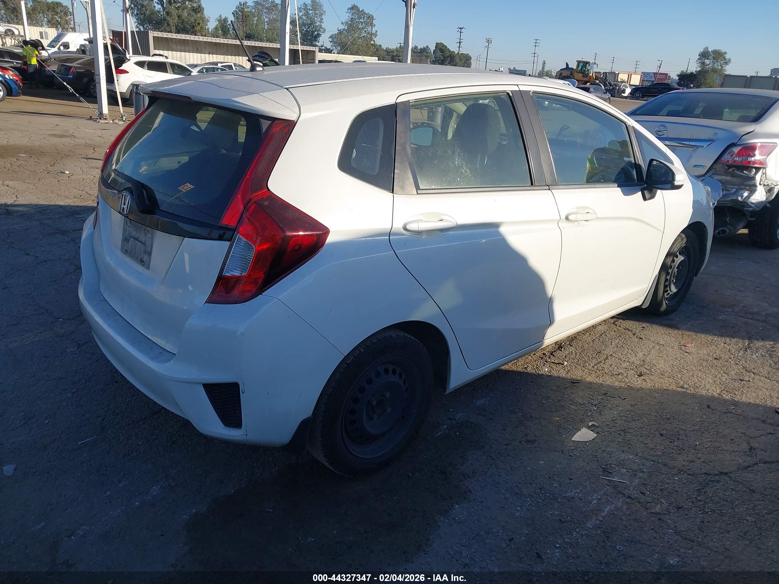 HONDA FIT image 4