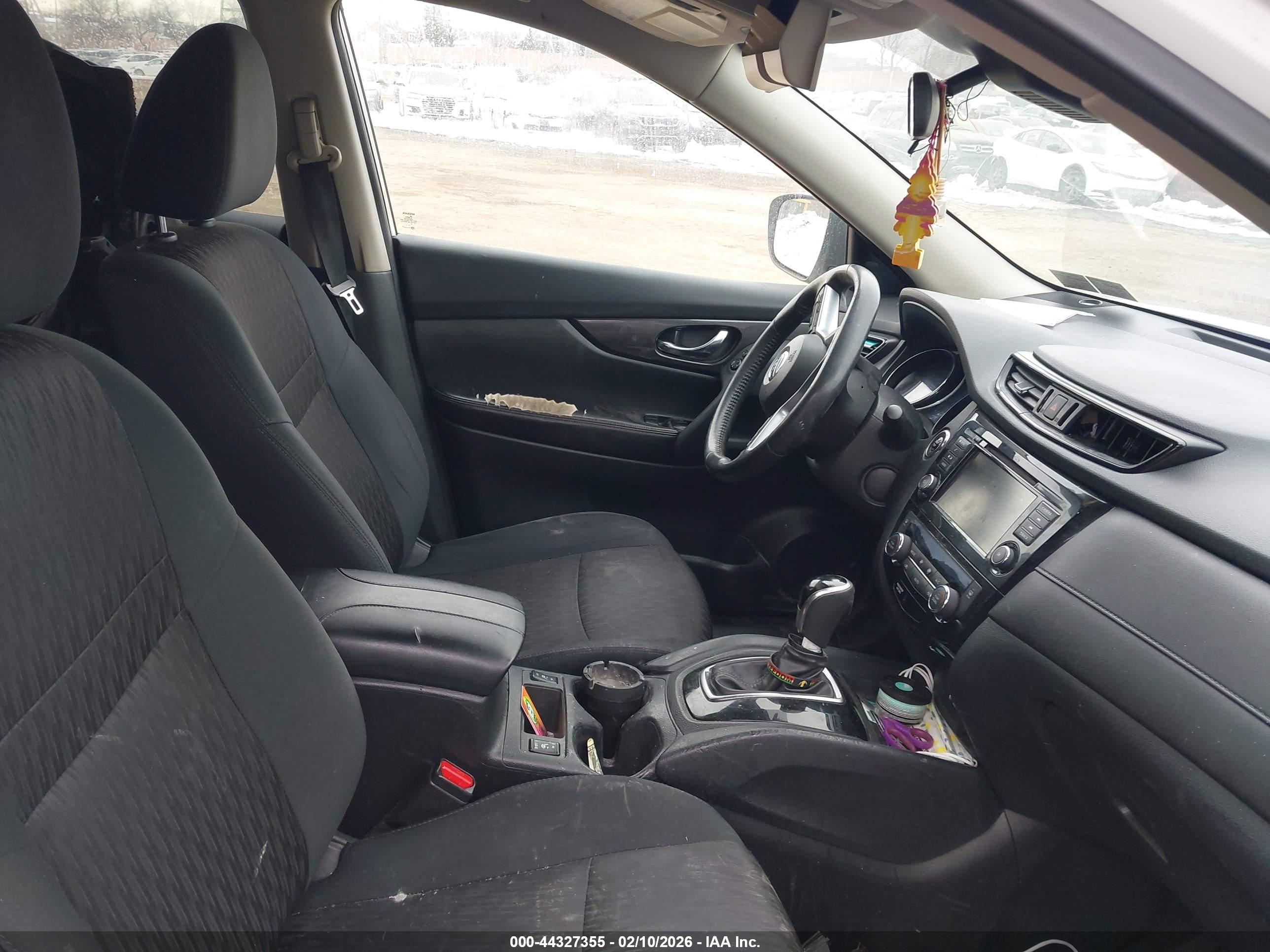 NISSAN ROGUE image 5