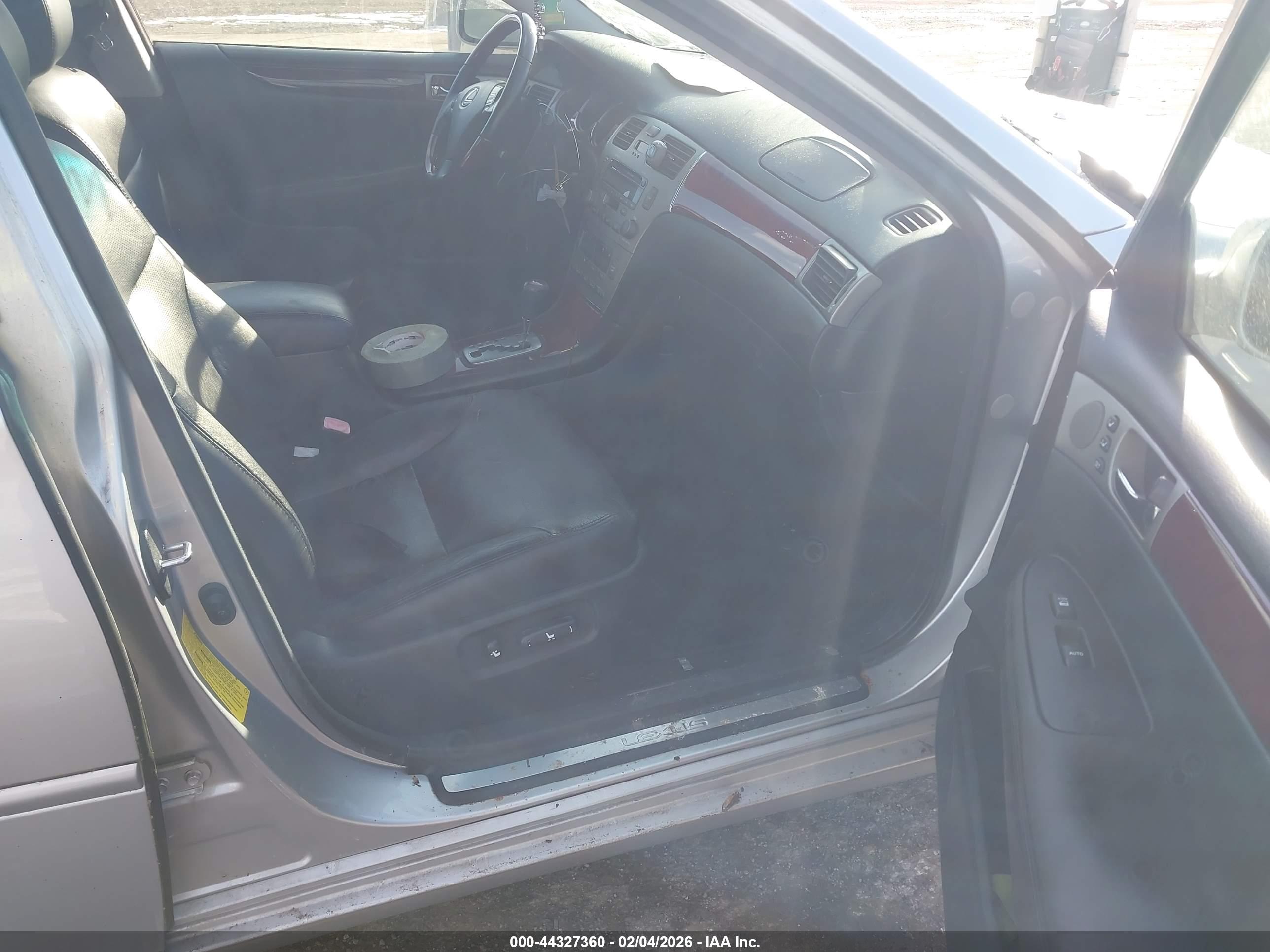 LEXUS ES image 5