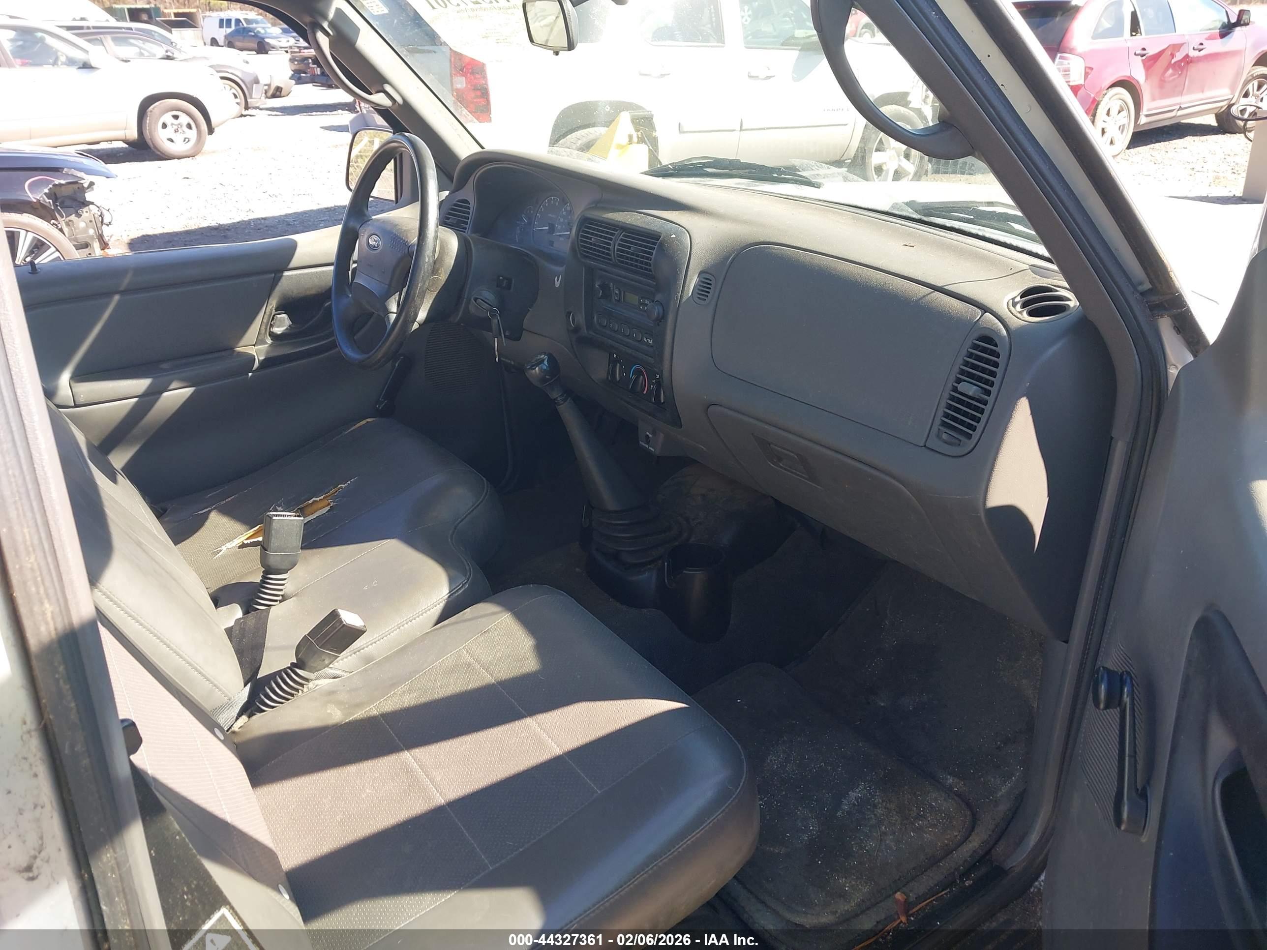FORD RANGER image 5