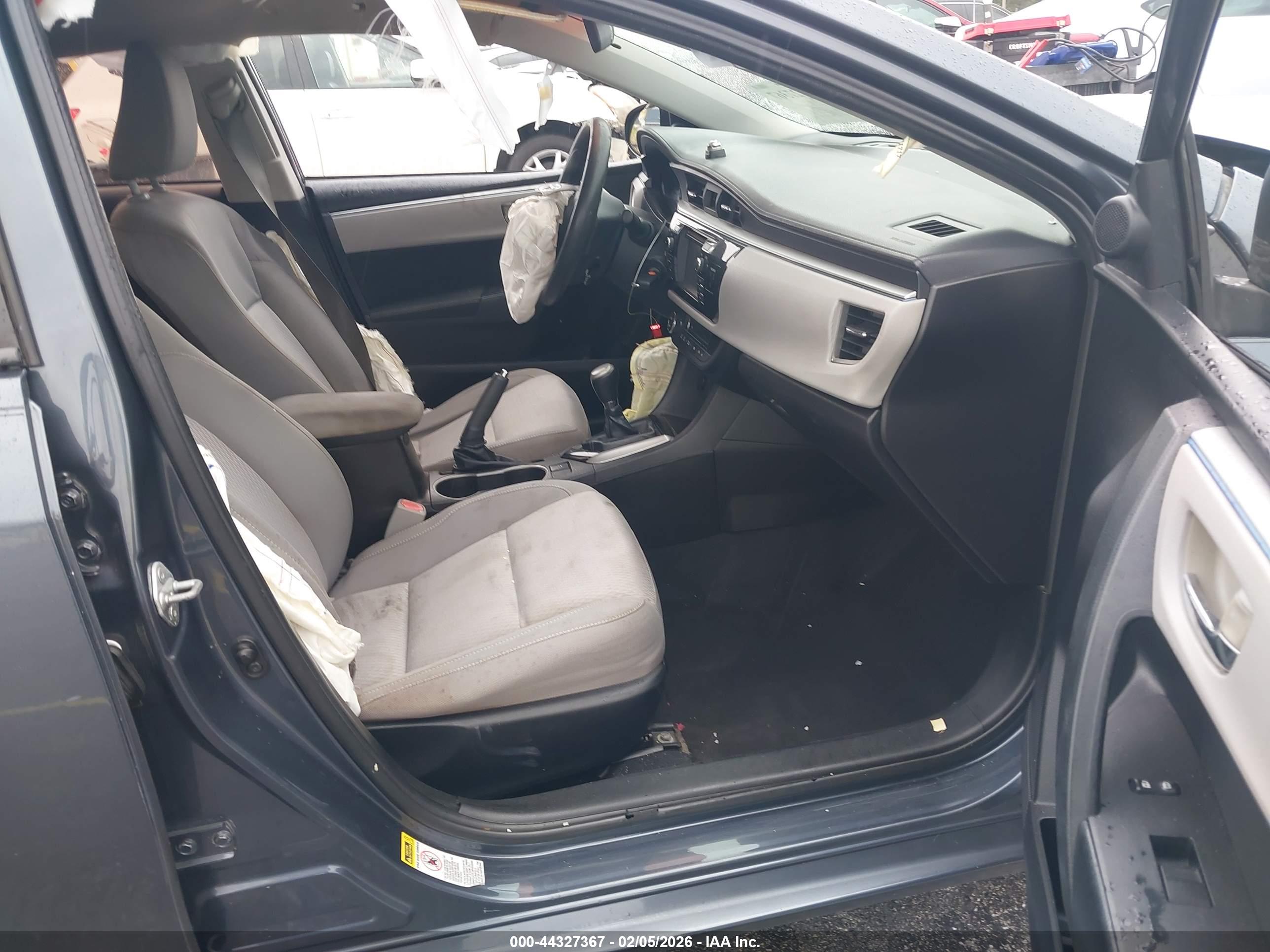 TOYOTA COROLLA image 5