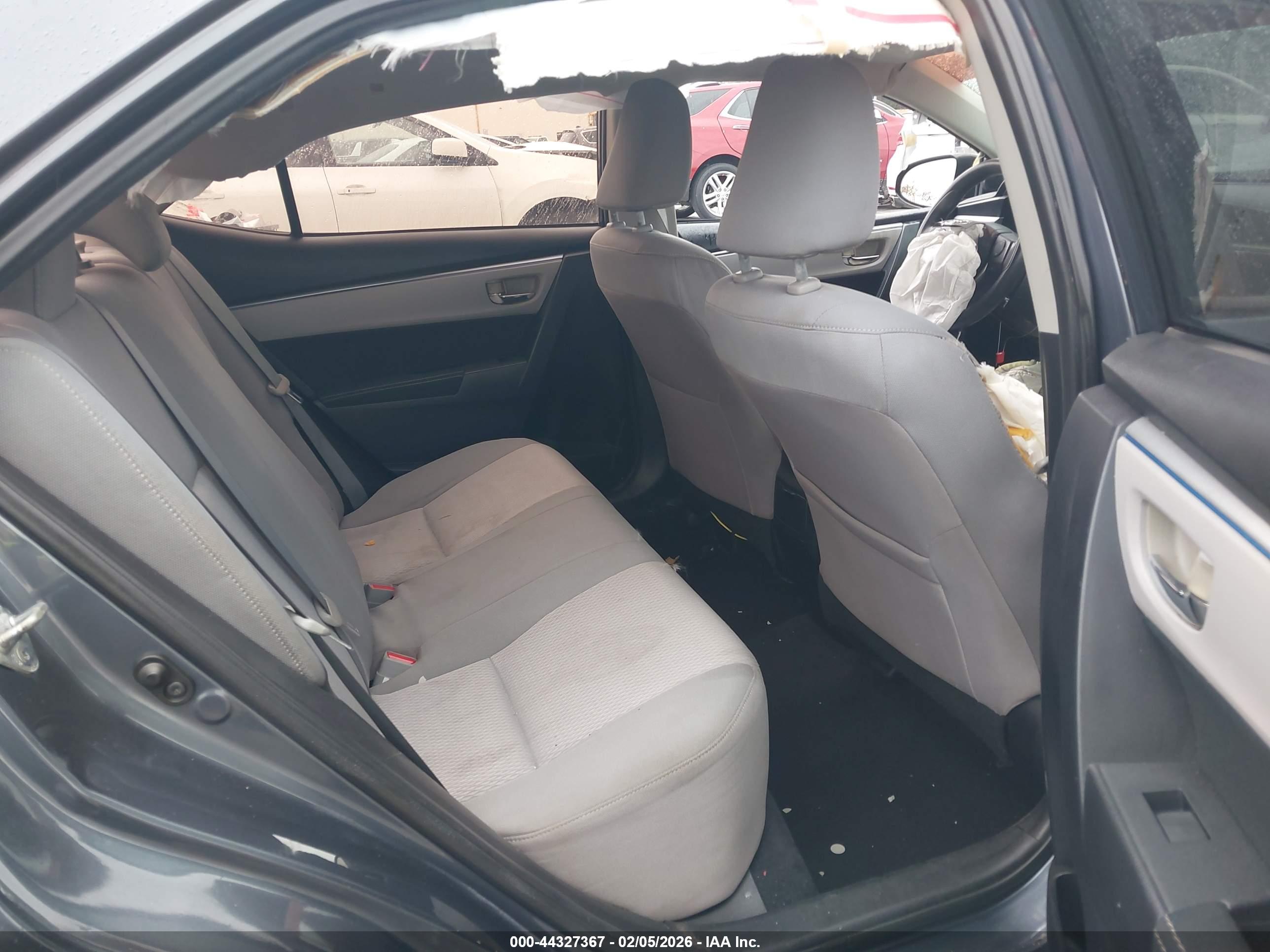 TOYOTA COROLLA image 8