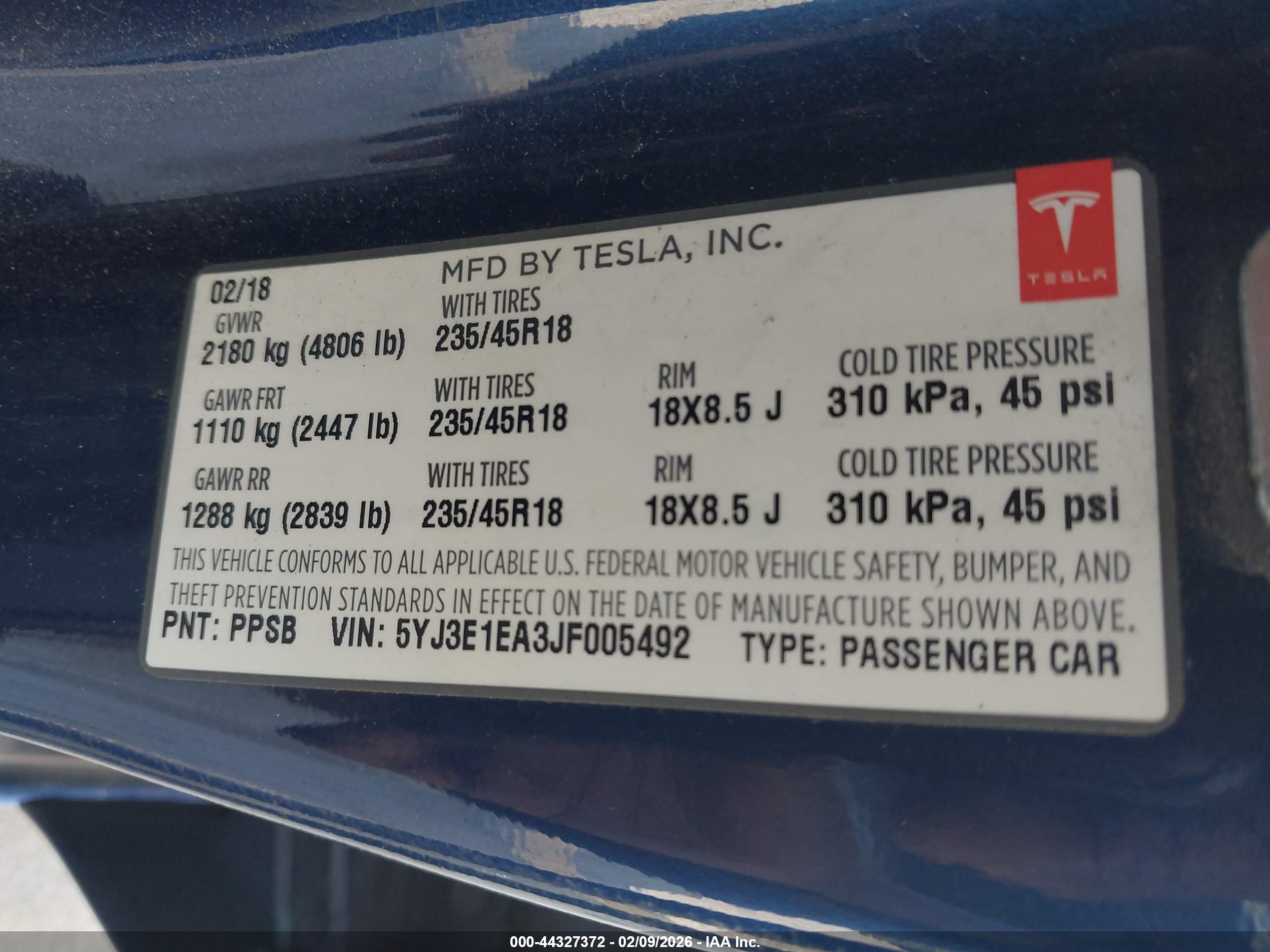 TESLA MODEL image 9