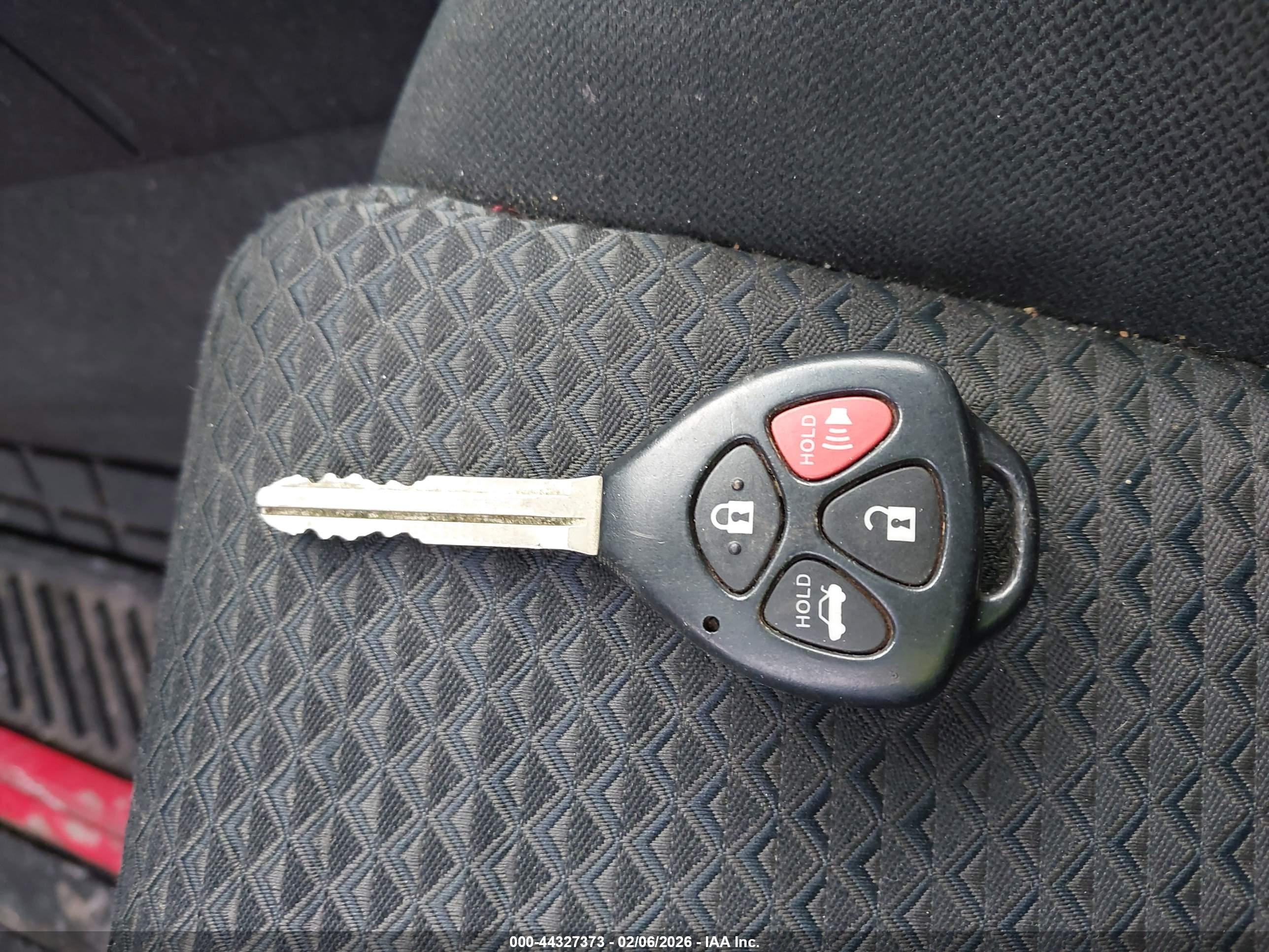 TOYOTA CAMRY image 11