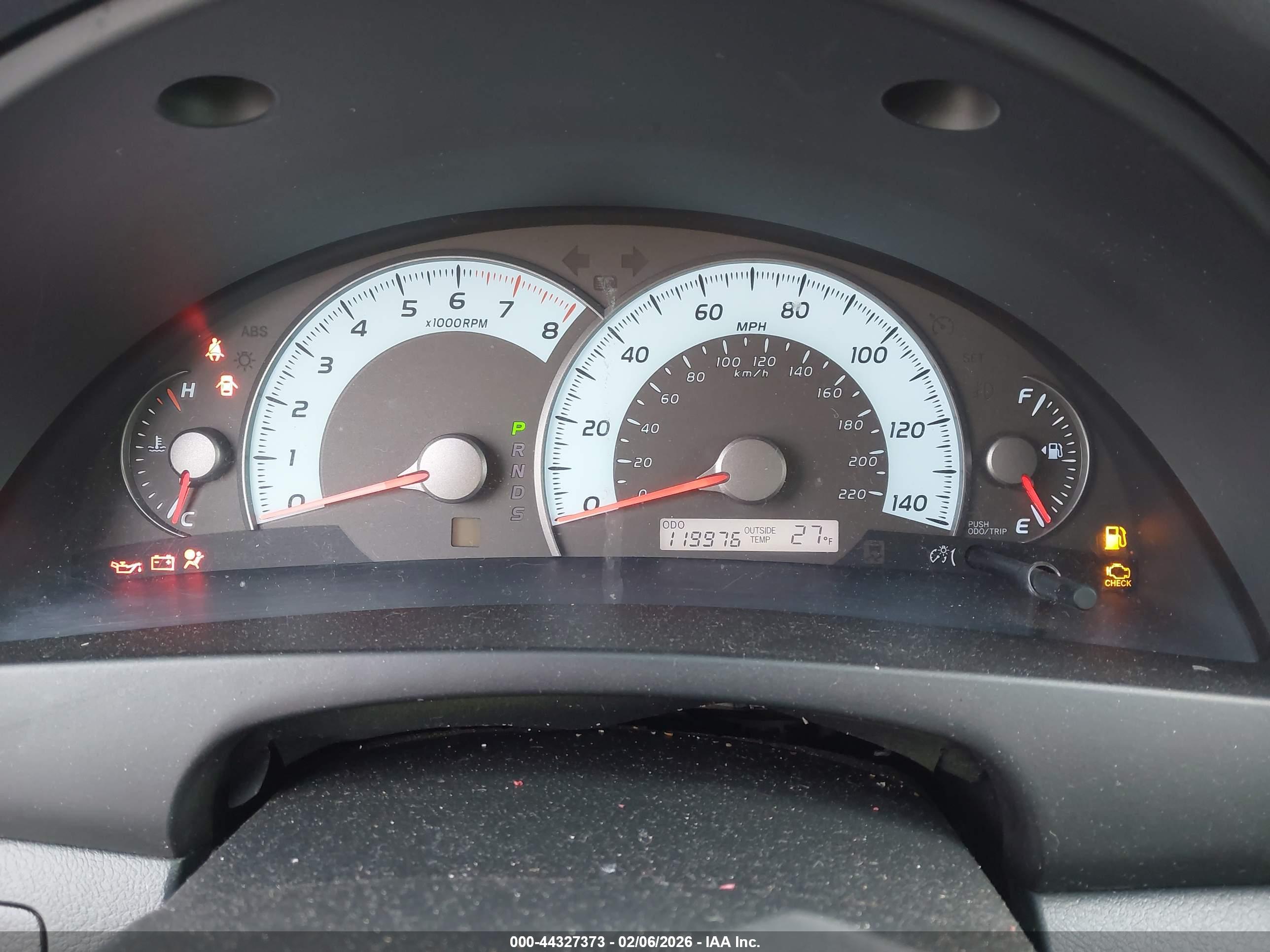 TOYOTA CAMRY image 7