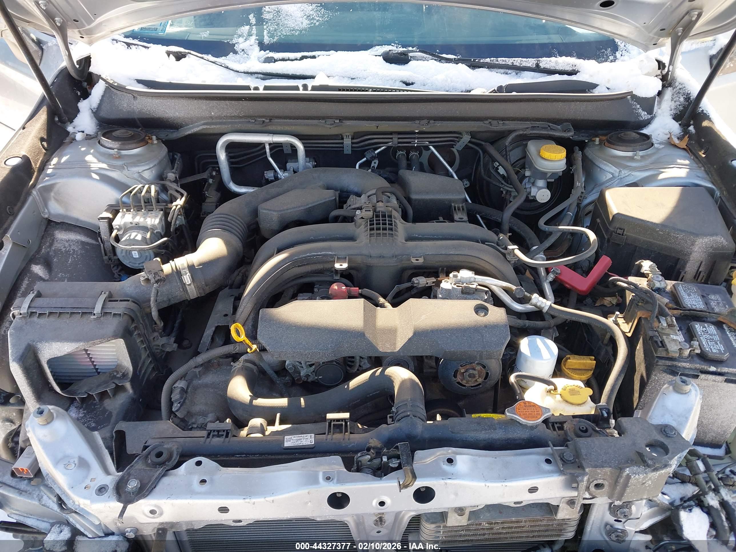 SUBARU OUTBACK image 10