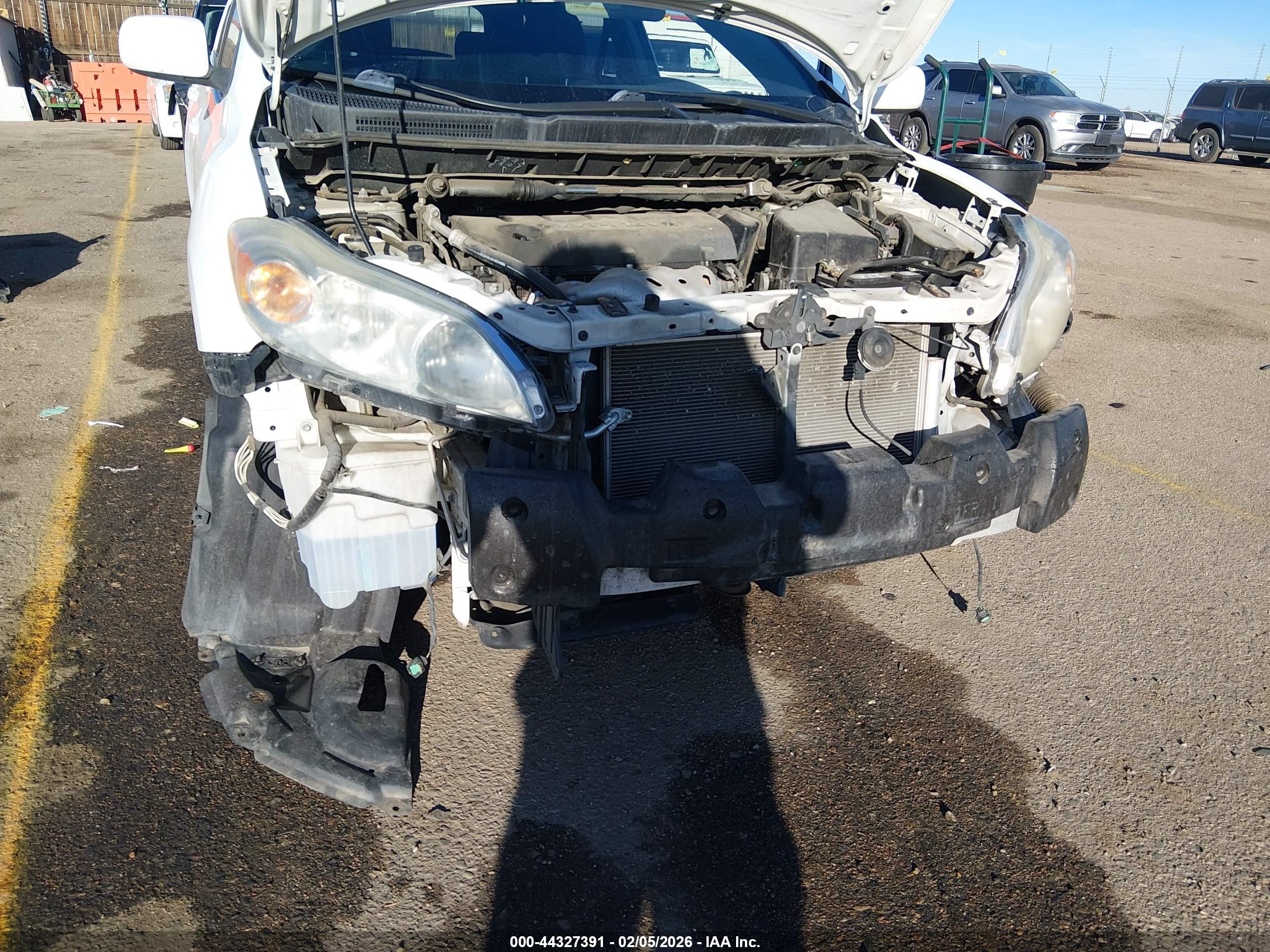 TOYOTA MATRIX image 6