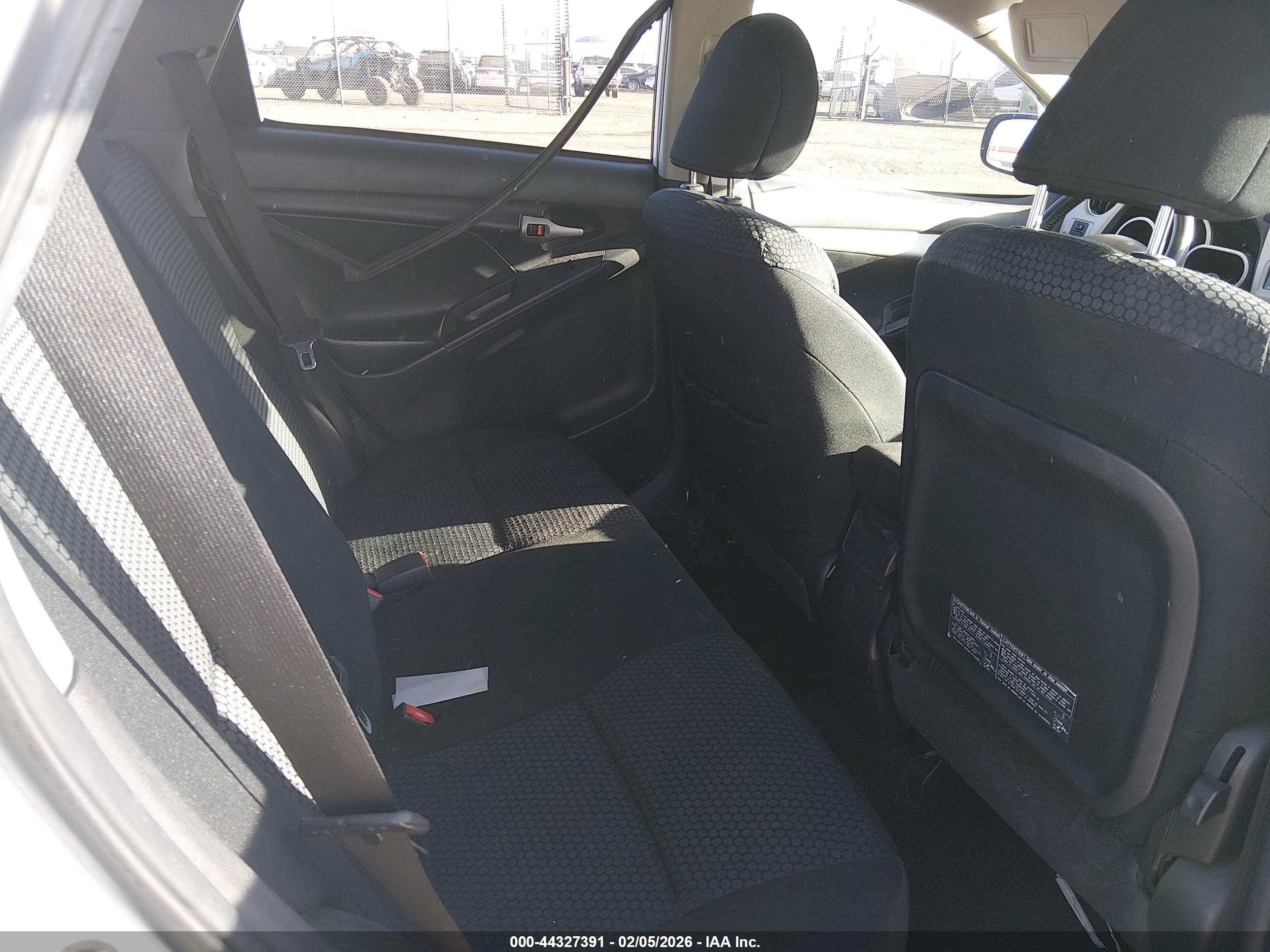 TOYOTA MATRIX image 8
