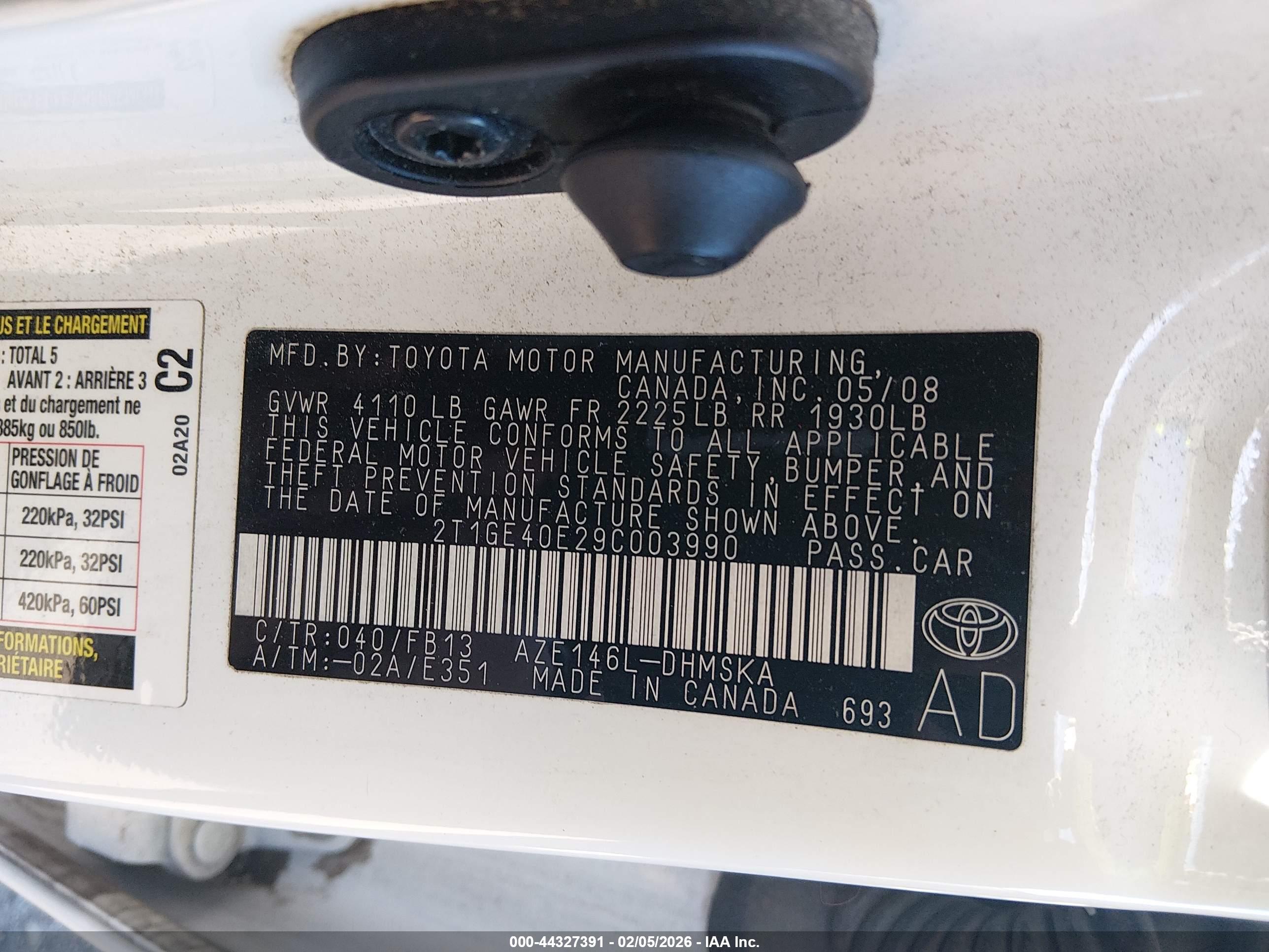TOYOTA MATRIX image 9