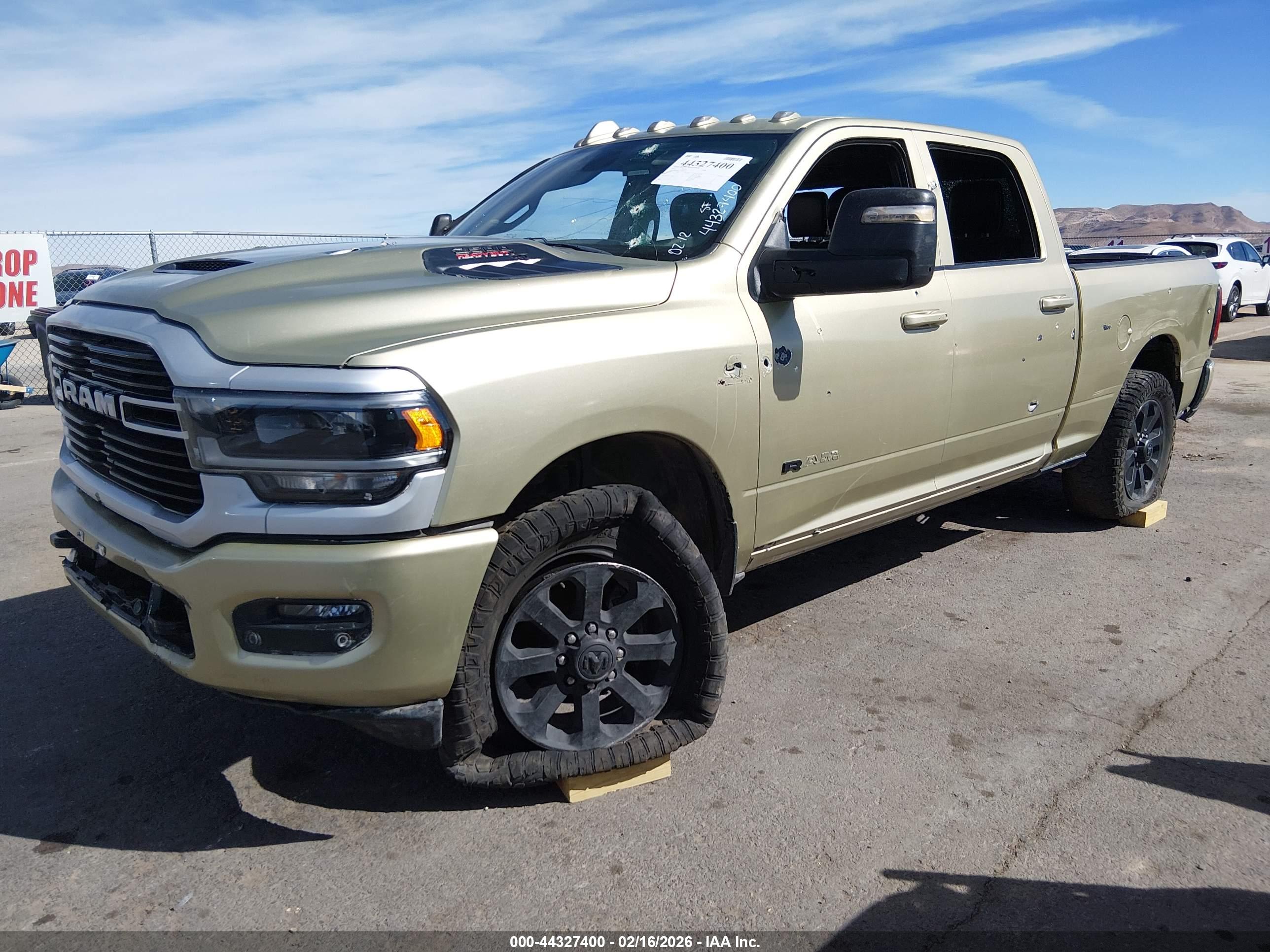 RAM 2500 image 2