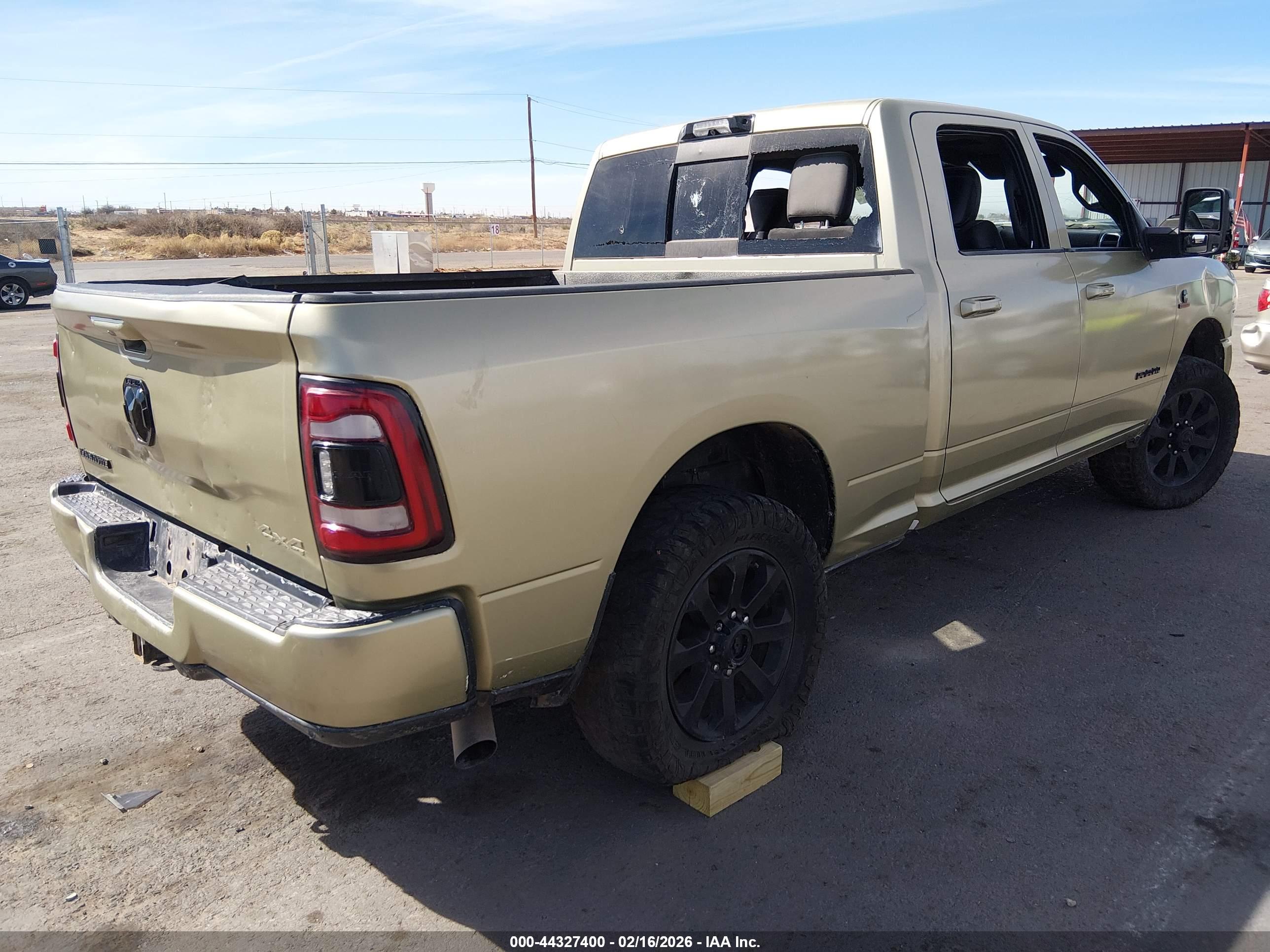 RAM 2500 image 4