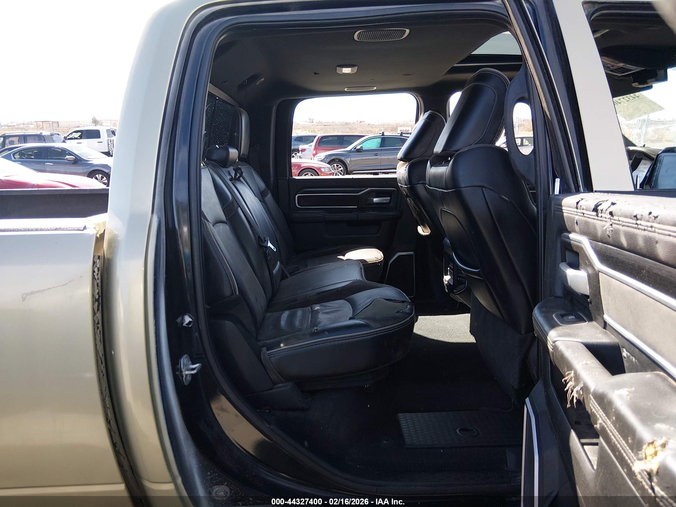 RAM 2500 image 8