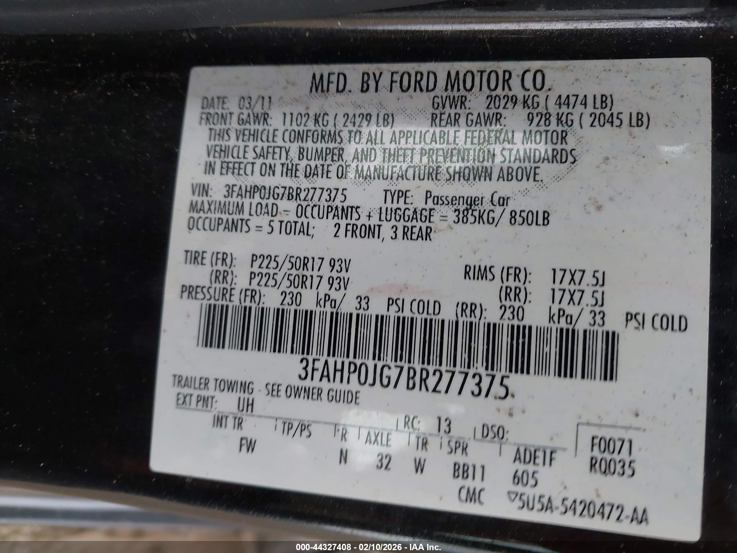 FORD FUSION image 9