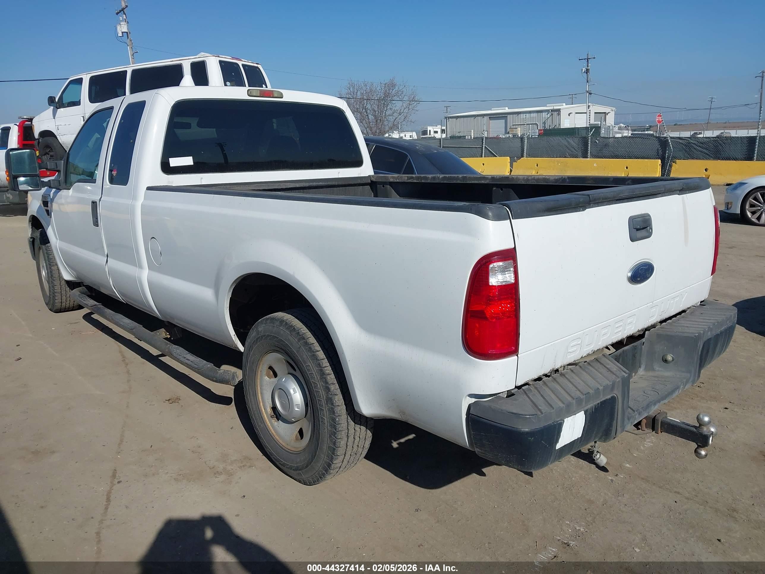 FORD F-250 image 3