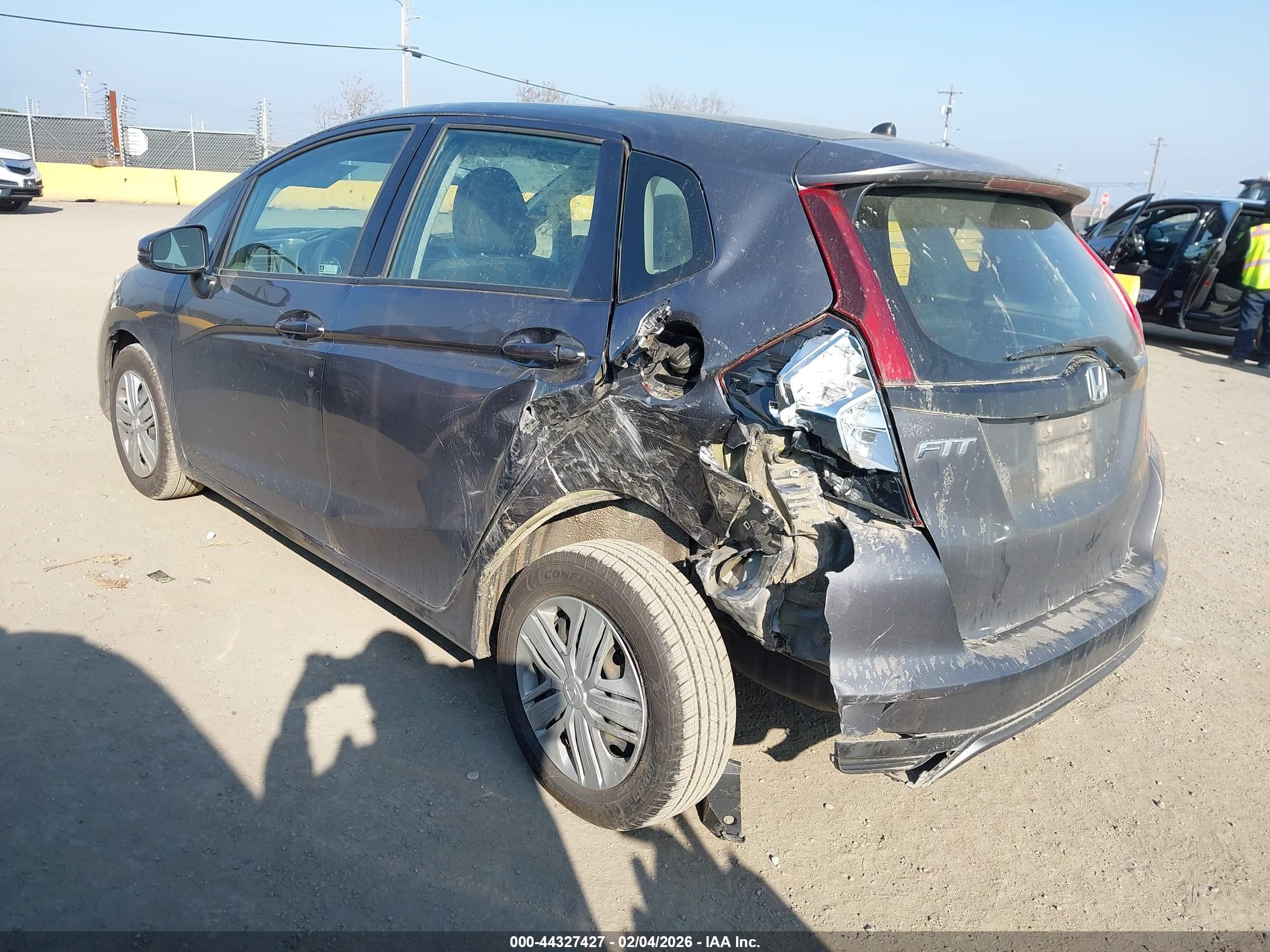 HONDA FIT image 3