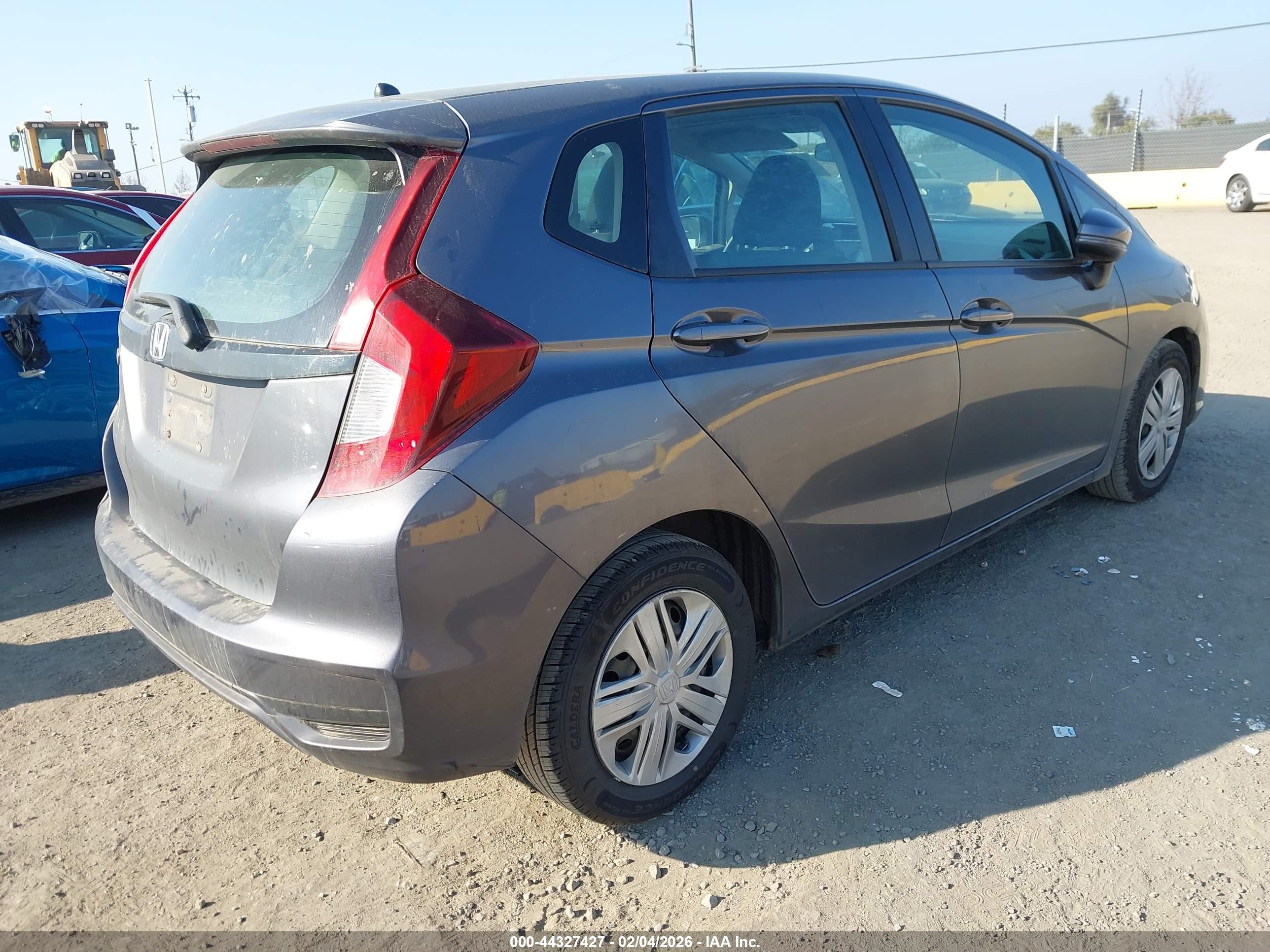 HONDA FIT image 4
