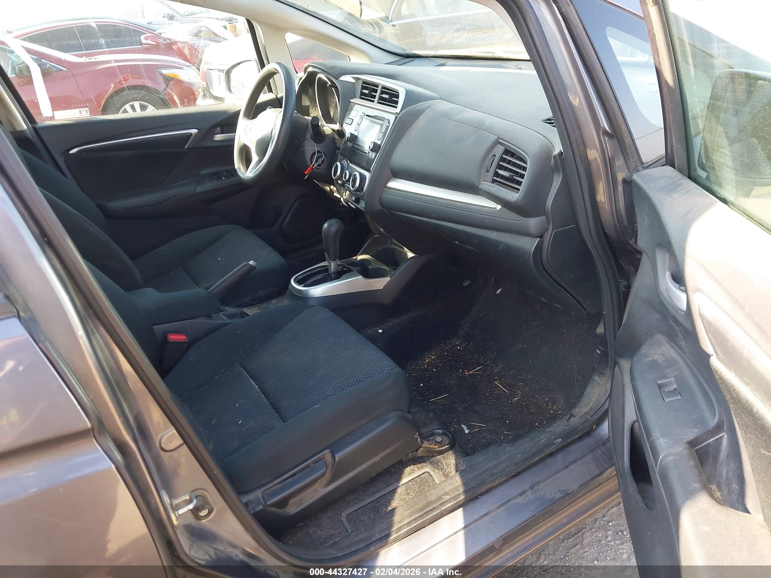 HONDA FIT image 5