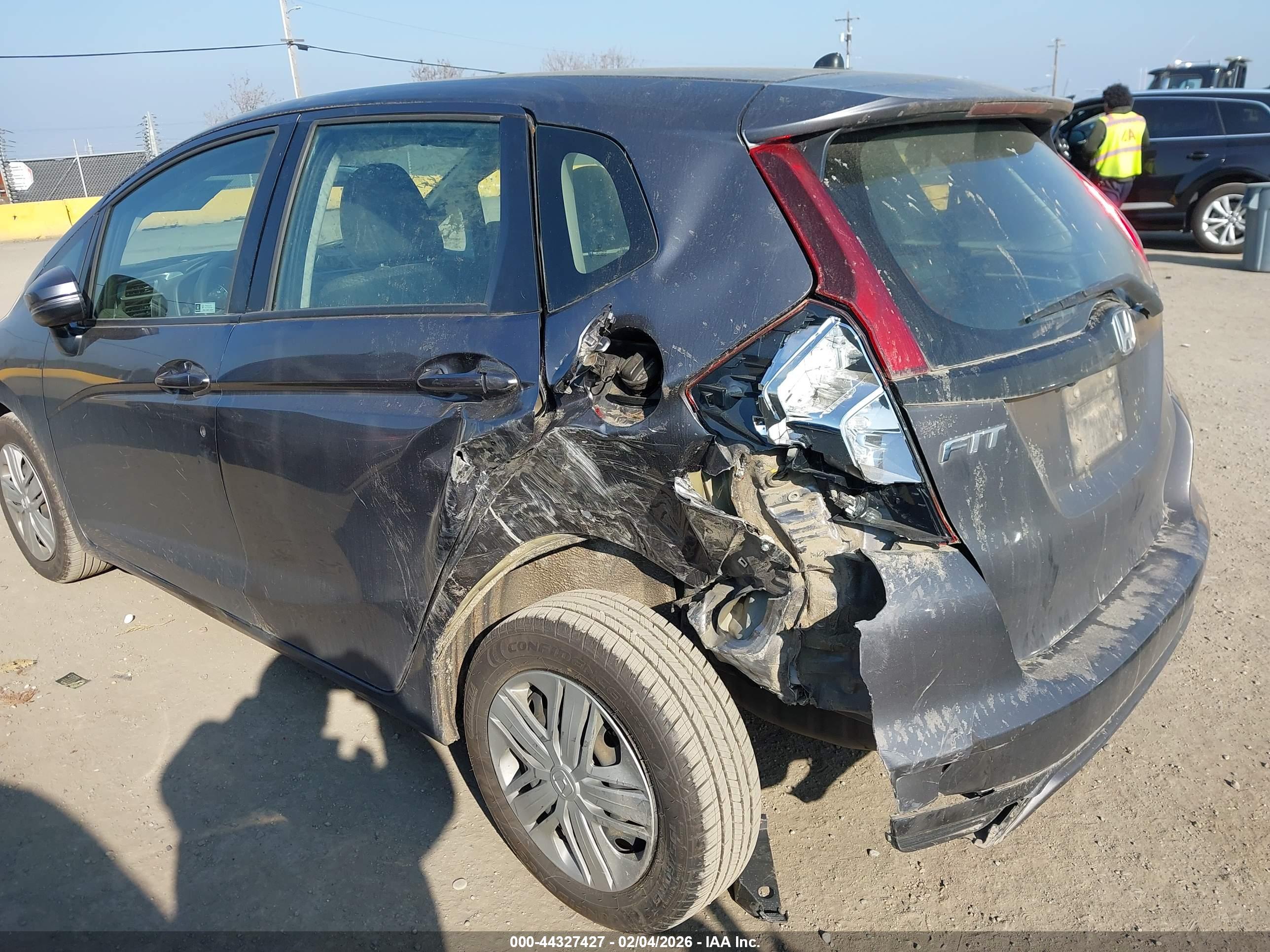 HONDA FIT image 6