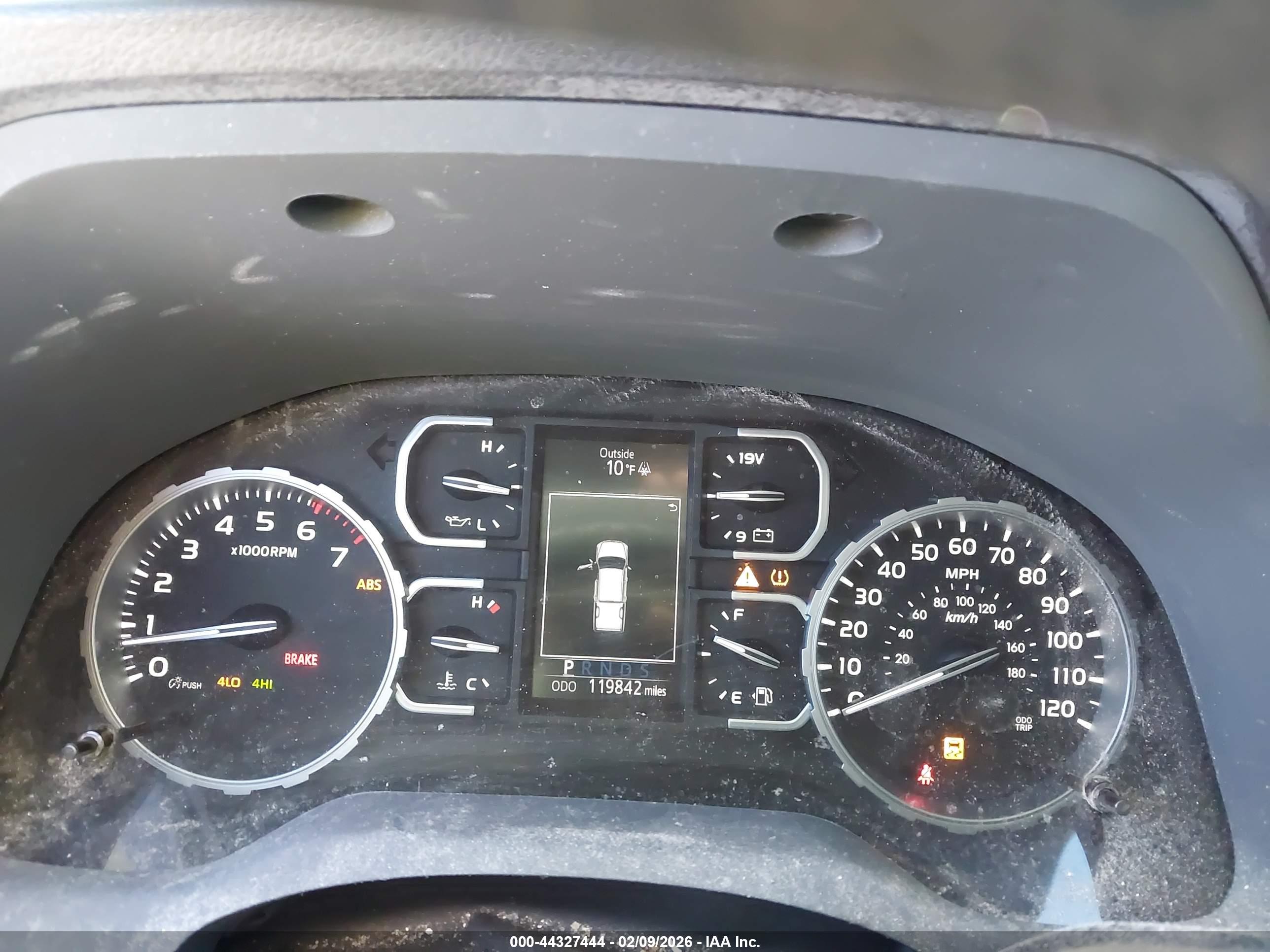 TOYOTA TUNDRA image 7