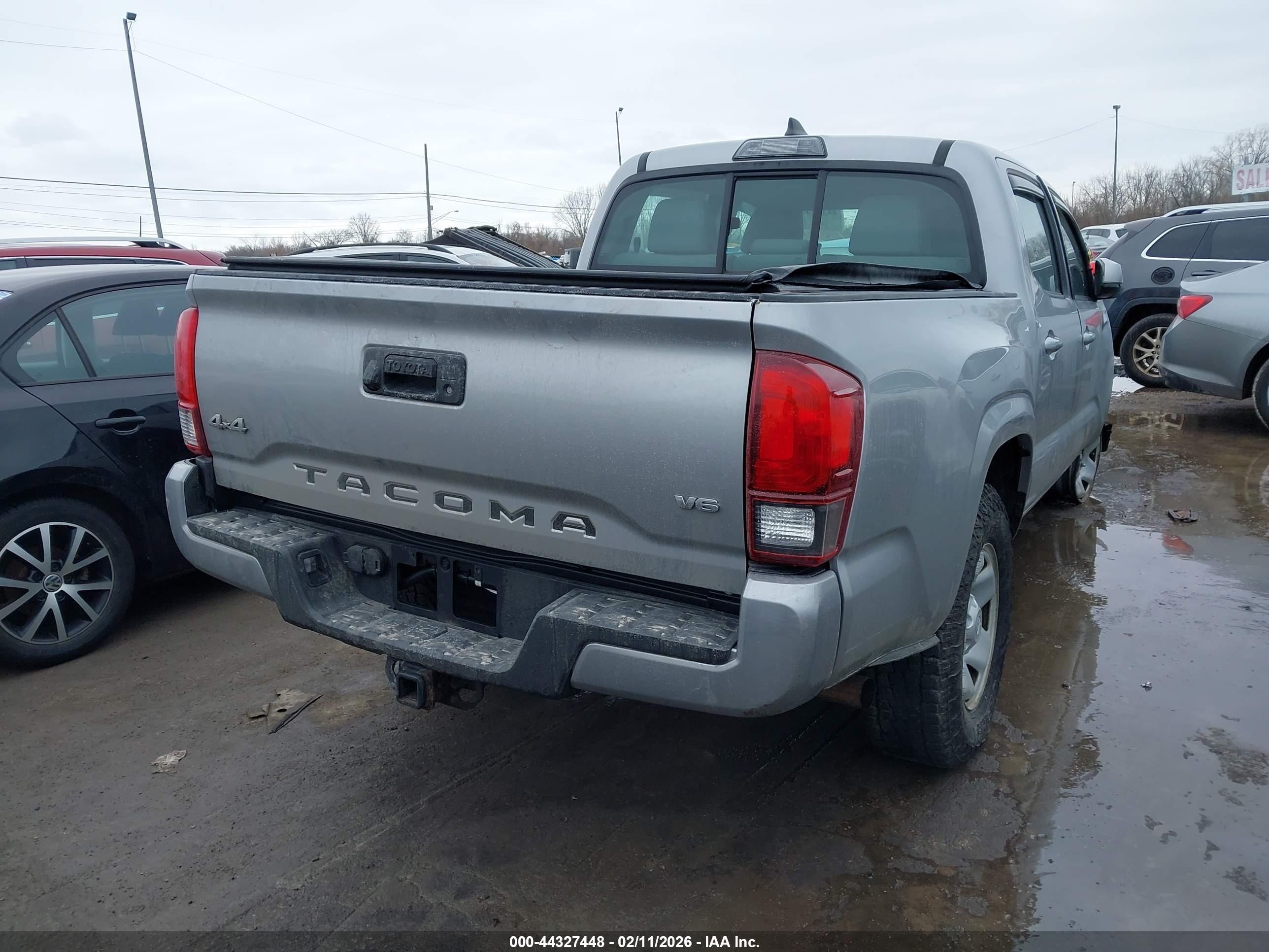 TOYOTA TACOMA image 4