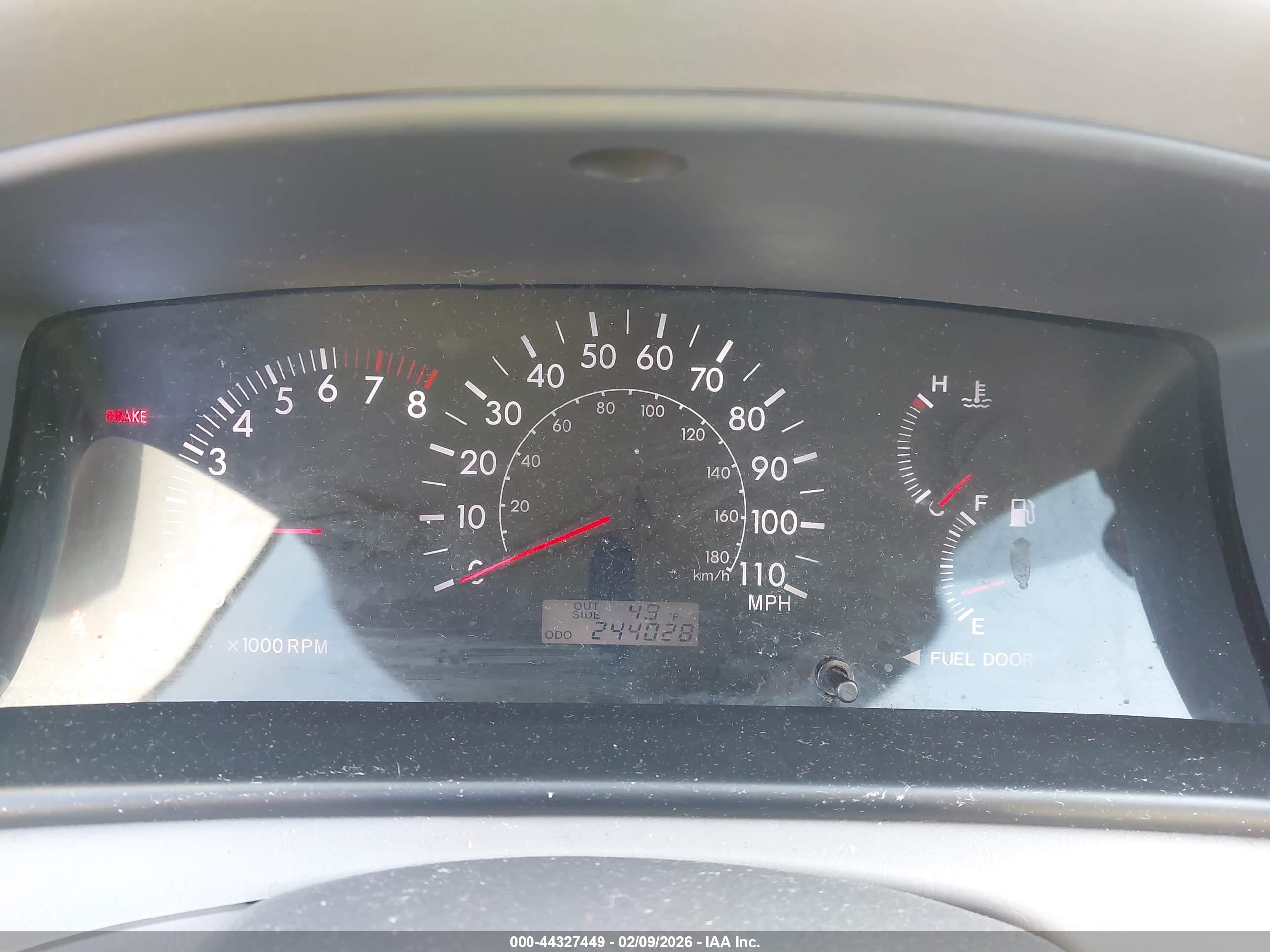 TOYOTA COROLLA image 7