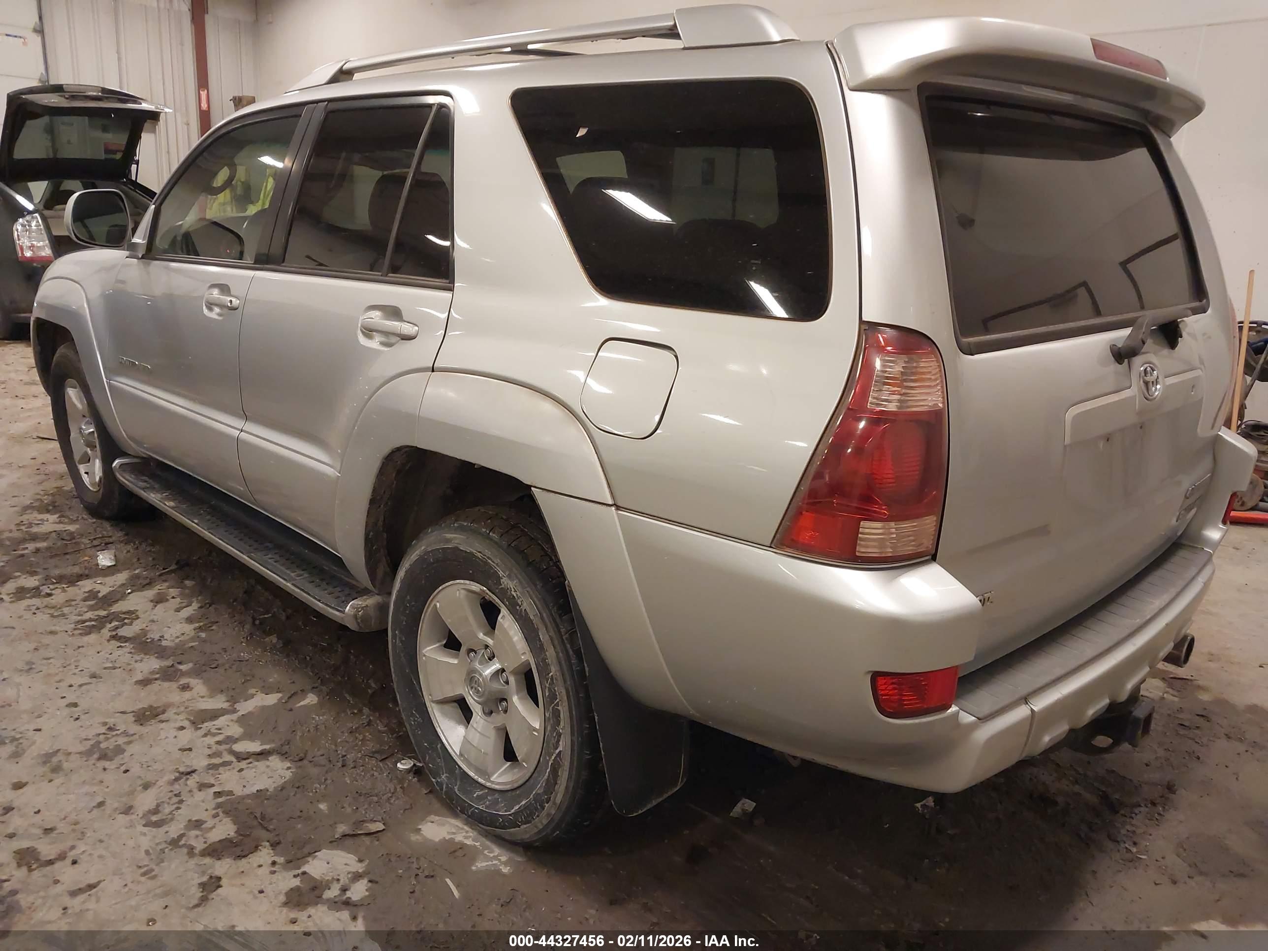 TOYOTA 4RUNNER image 3