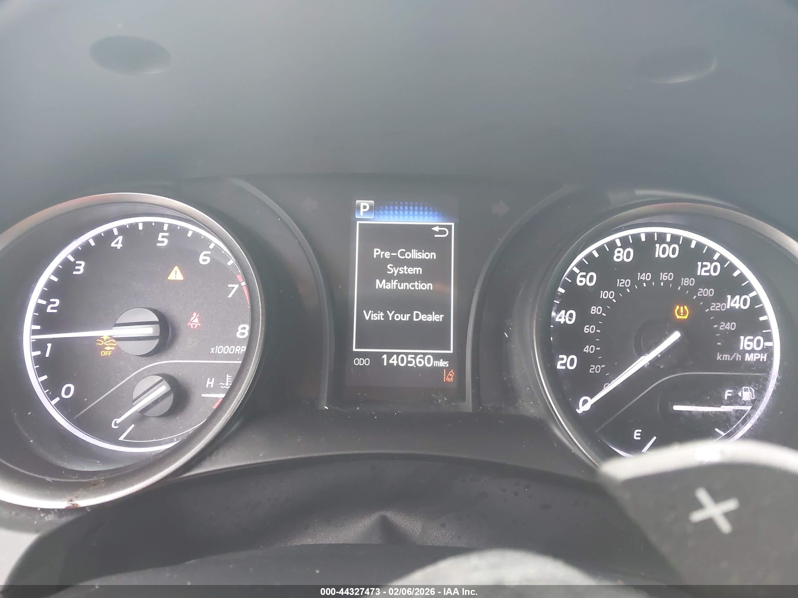 TOYOTA CAMRY image 7