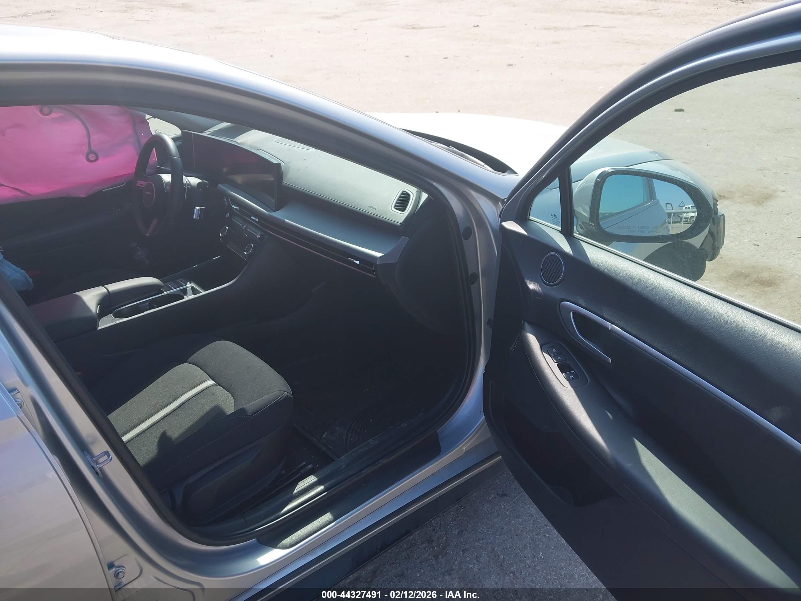 HYUNDAI SONATA image 5