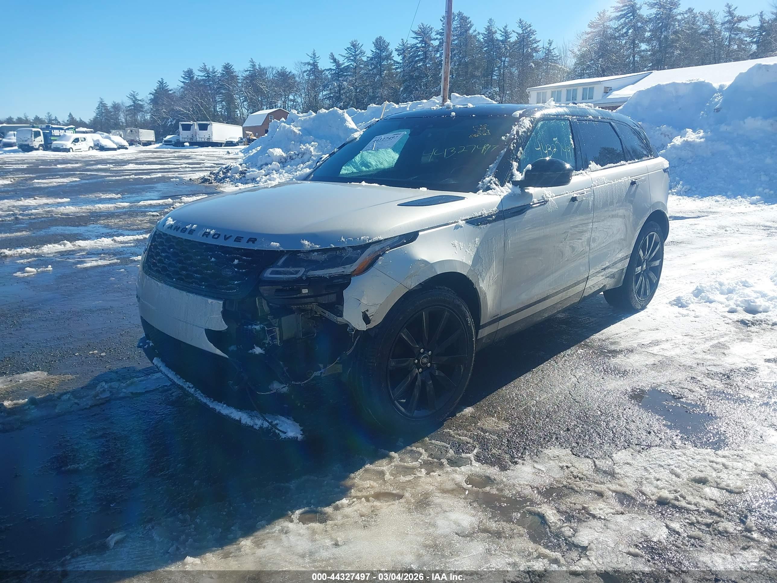 LAND ROVER image 2
