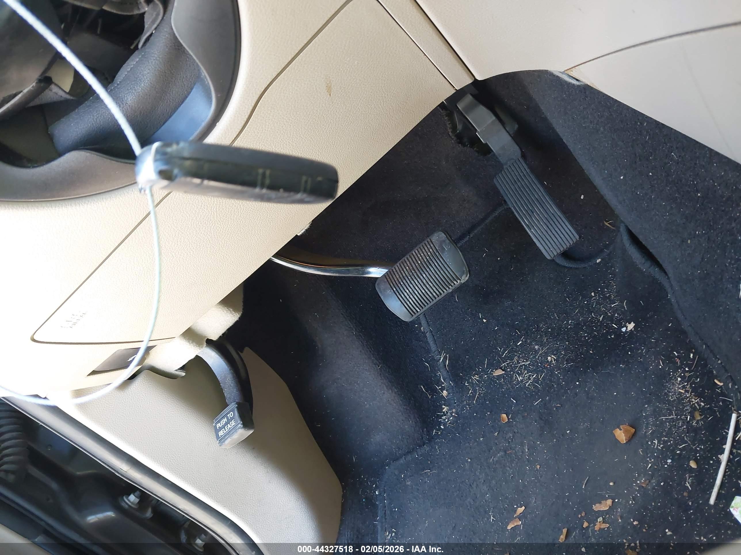 JEEP GRAND image 11