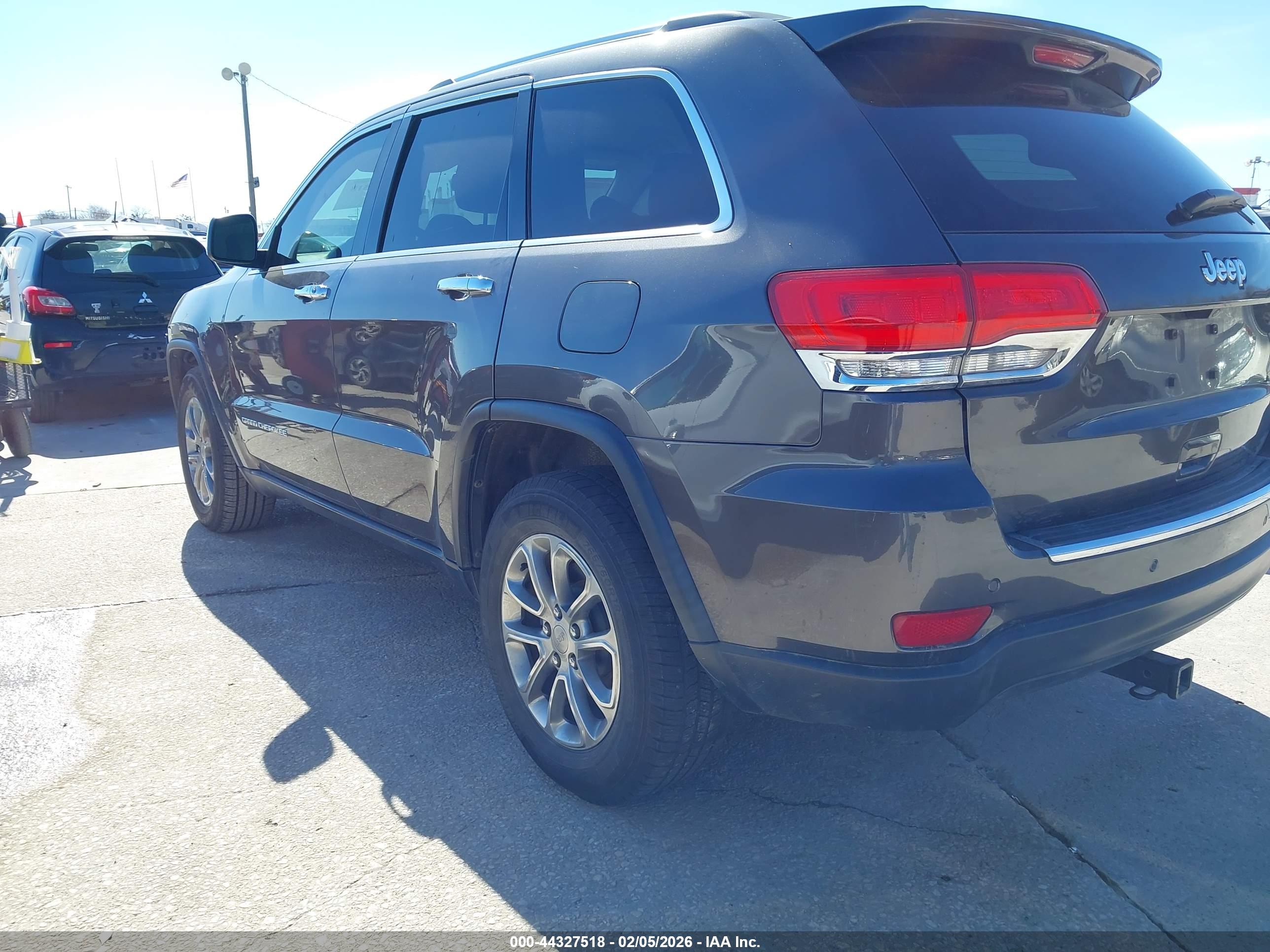 JEEP GRAND image 3